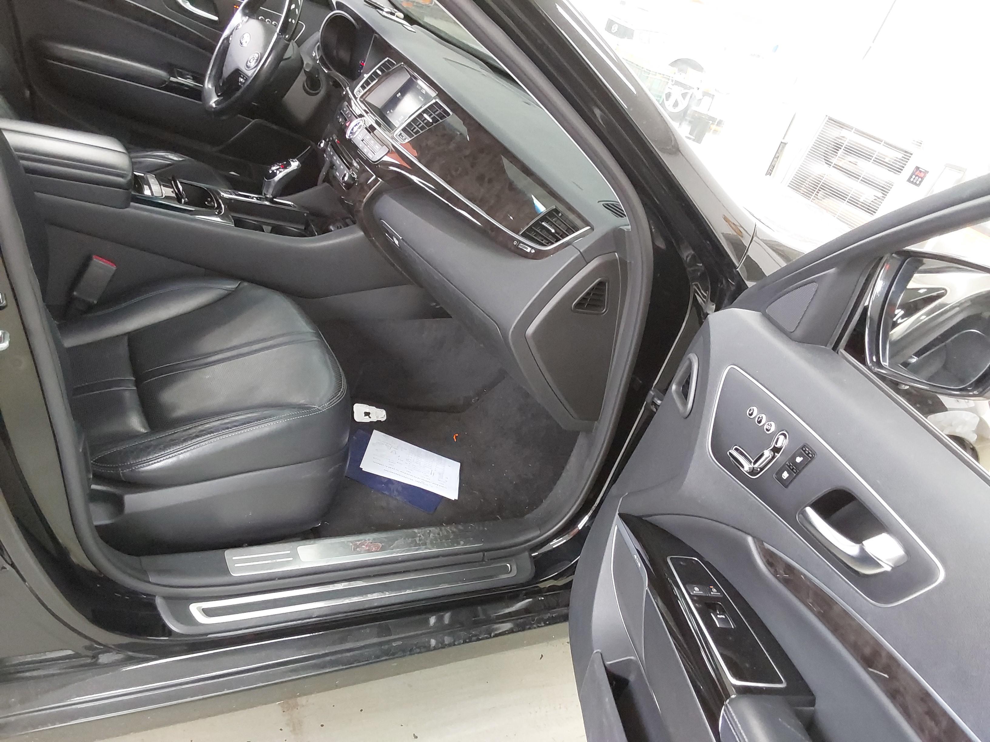 Kia K9 2016 - Image 14