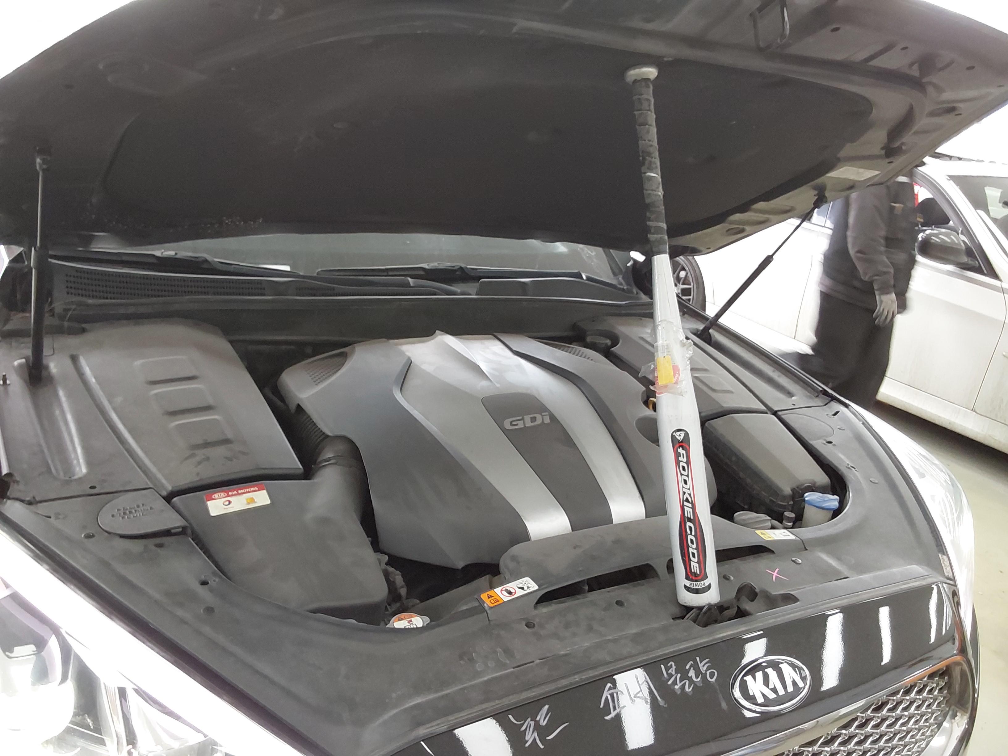 Kia K9 2016 - Image 18
