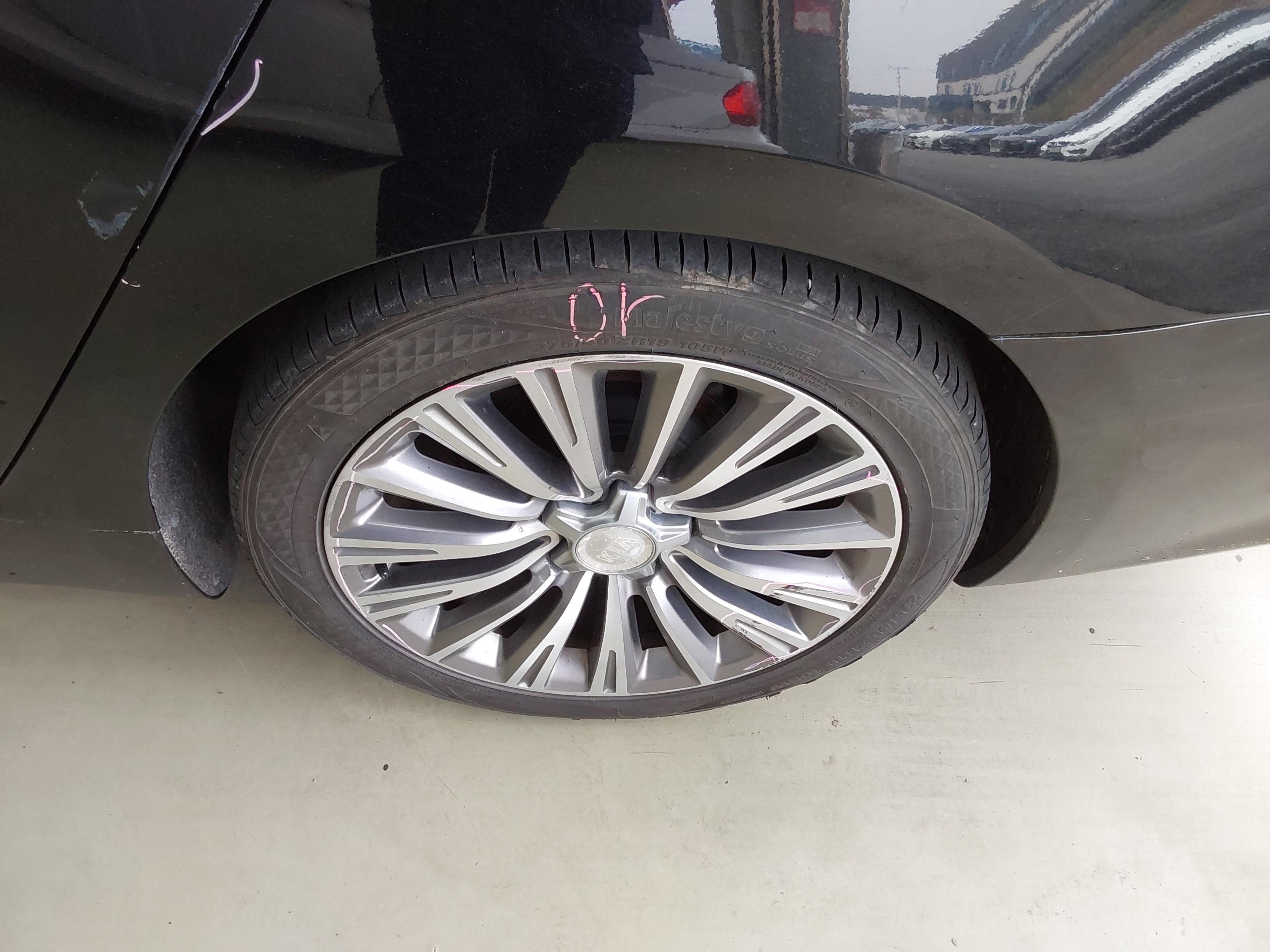 Kia K9 2016 - Image 20