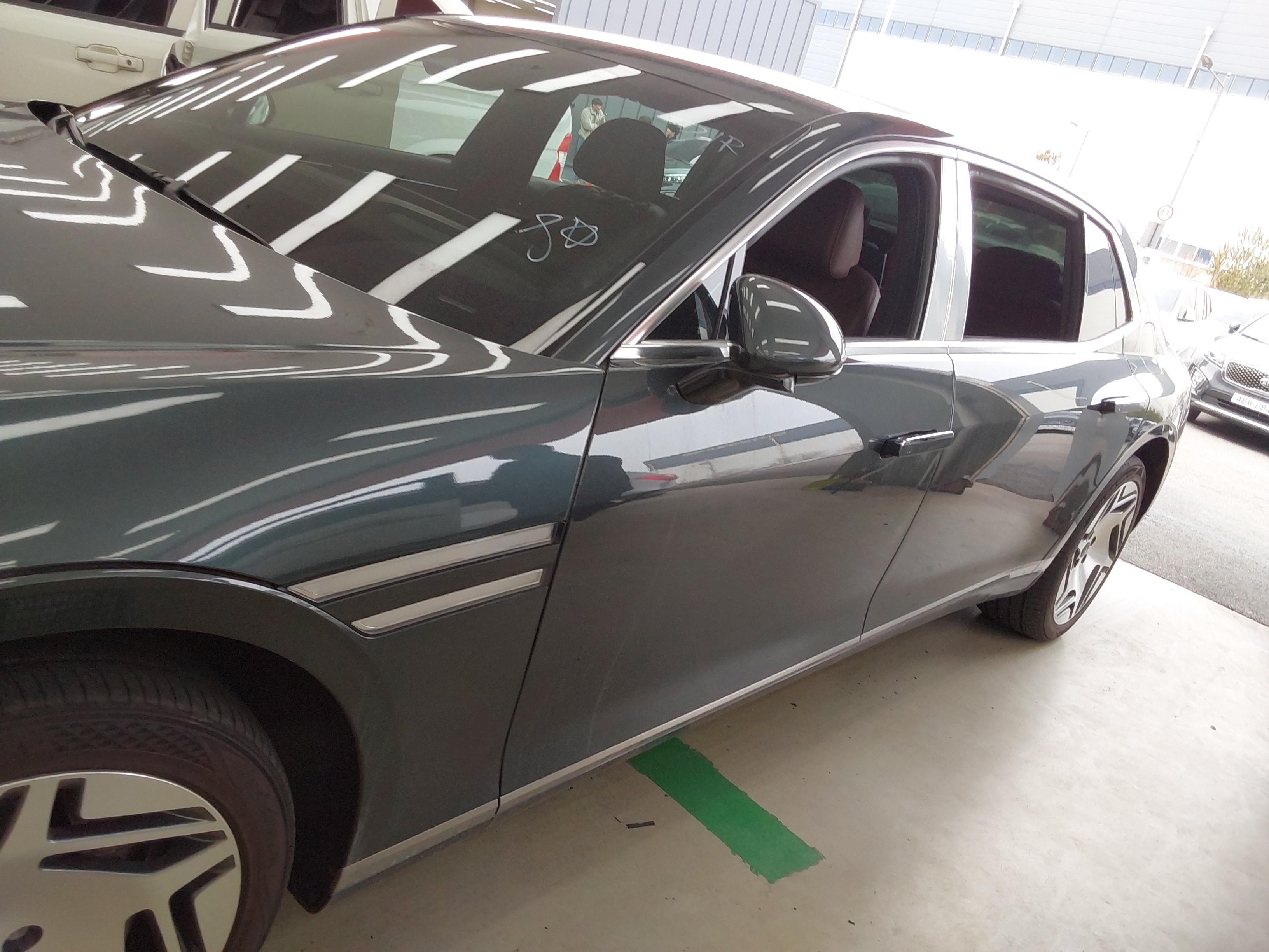 Genesis G90 2022 - Image 6