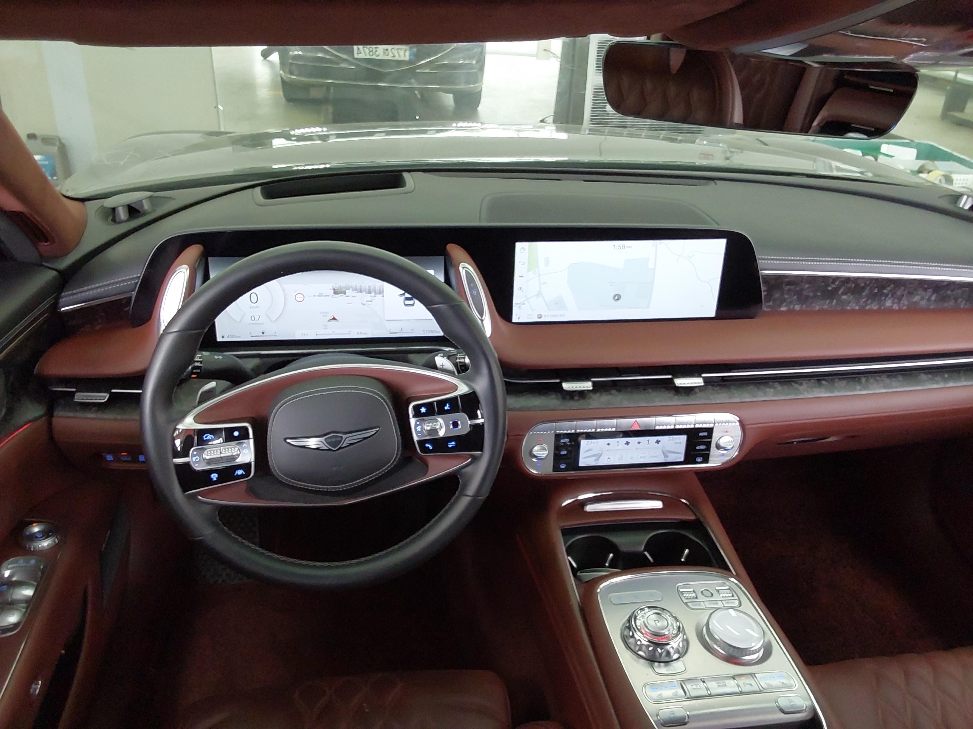Genesis G90 2022 - Image 12