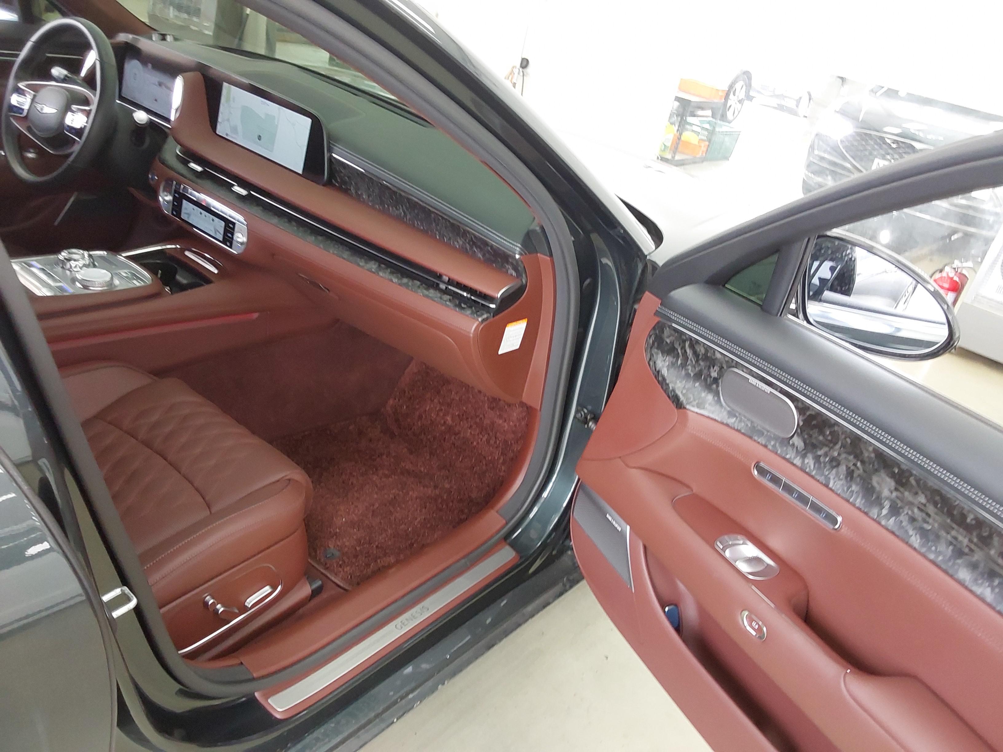 Genesis G90 2022 - Image 16