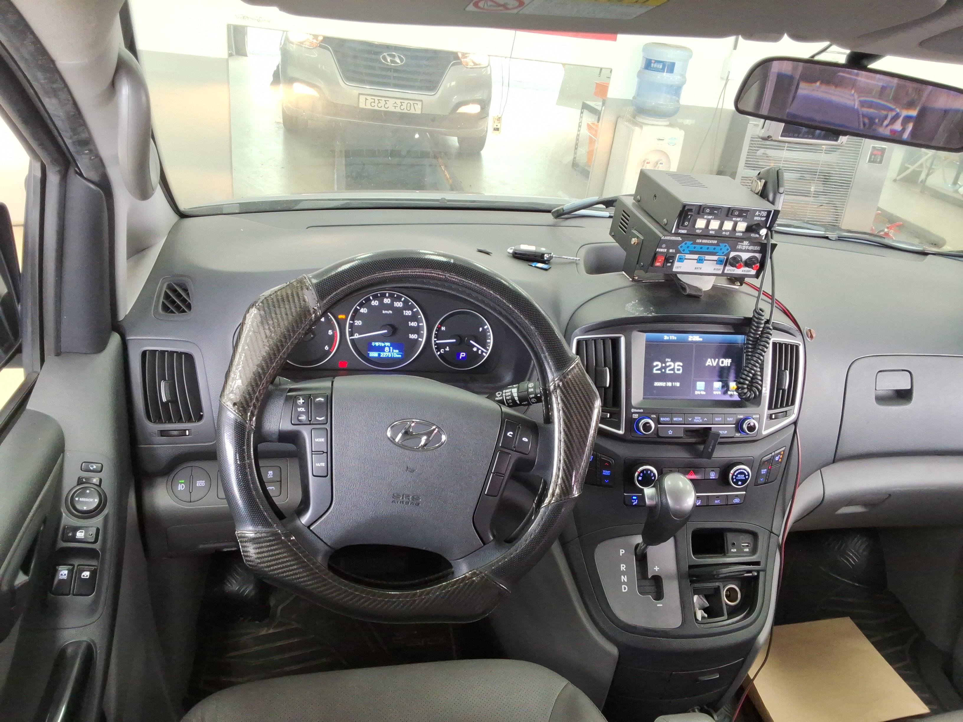 Hyundai Grand Starex 2019 - Image 11
