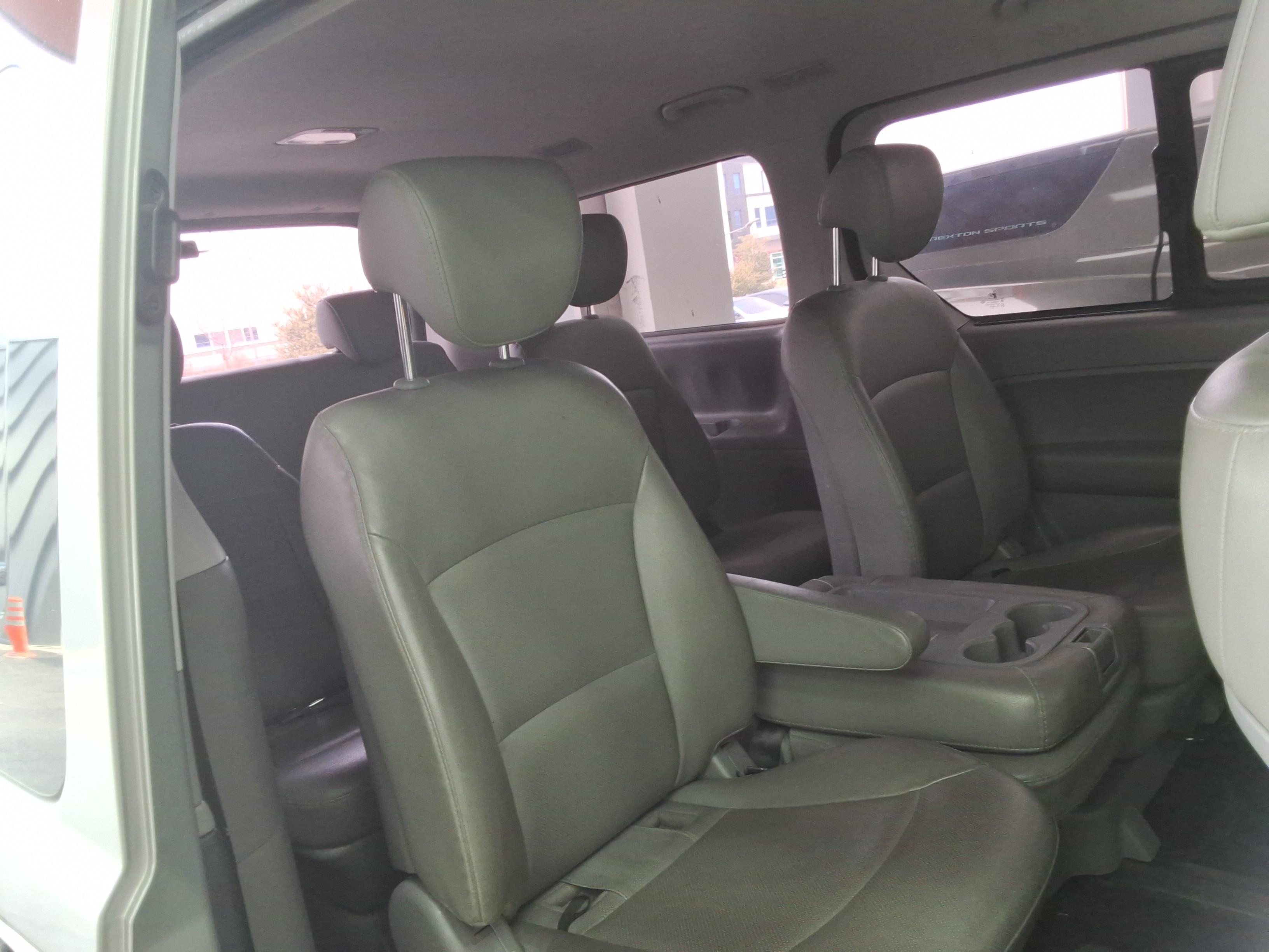 Hyundai Grand Starex 2019 - Image 13