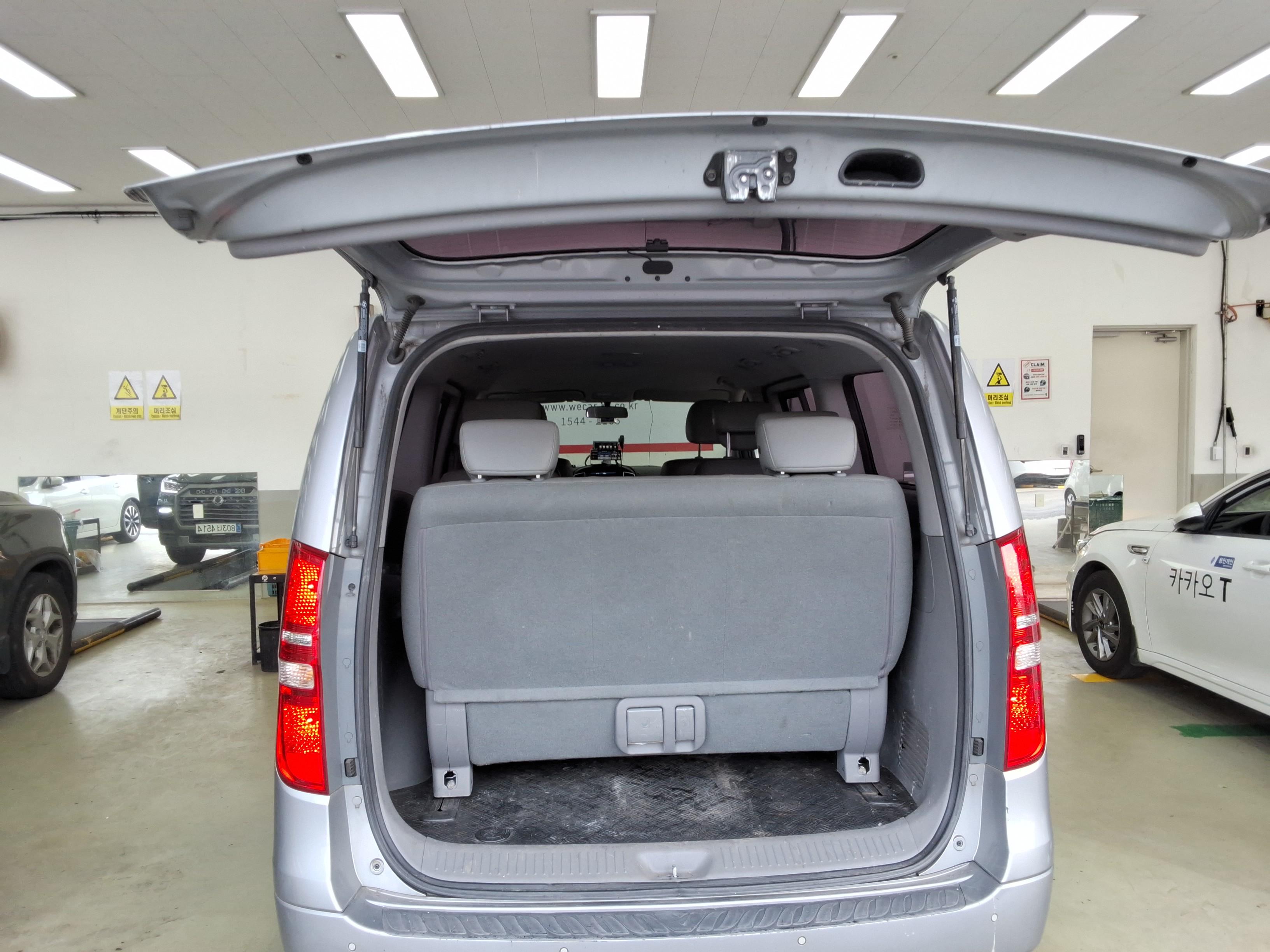 Hyundai Grand Starex 2019 - Image 15
