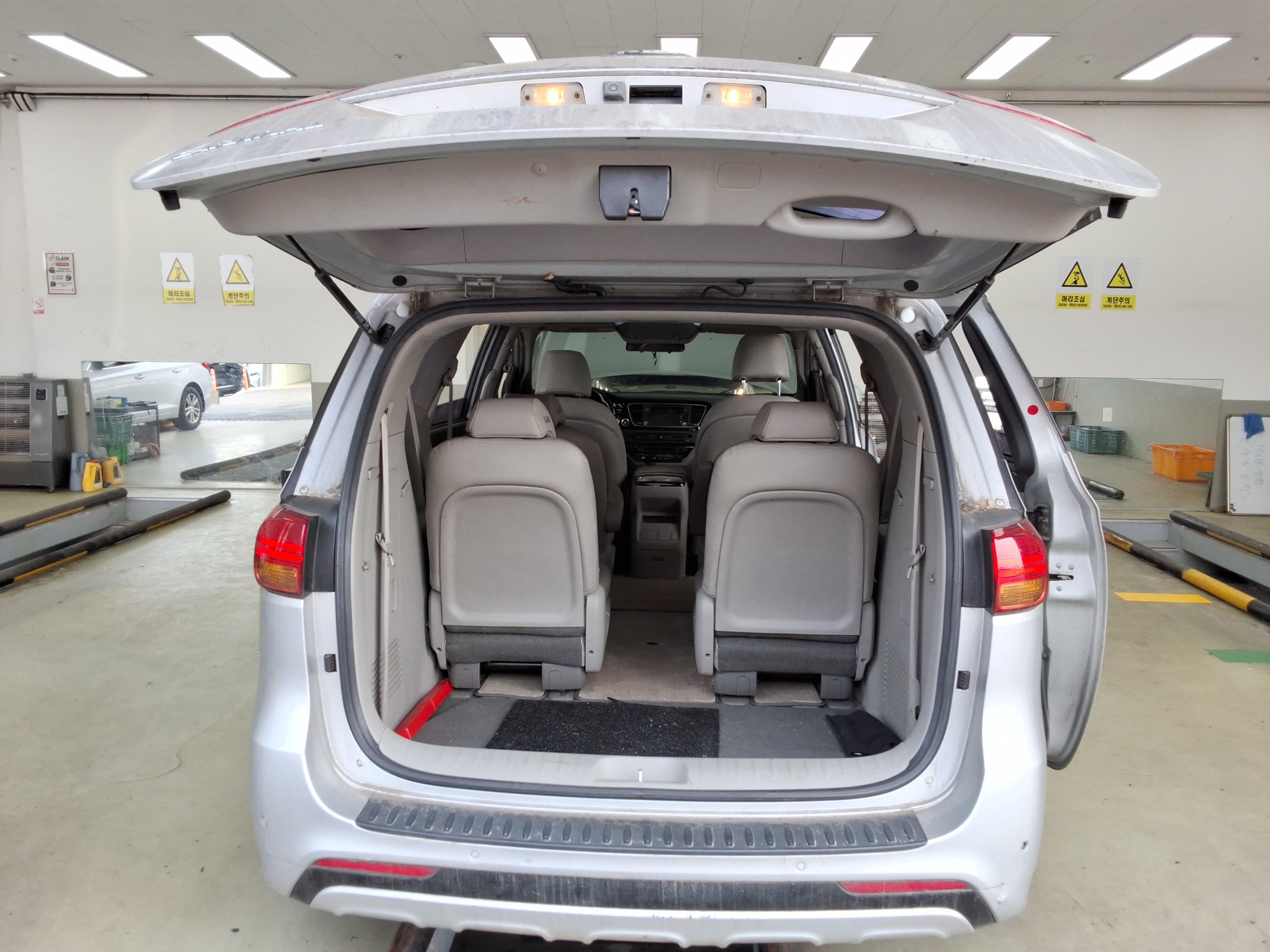 Kia SEDONA 2015 - Image 14