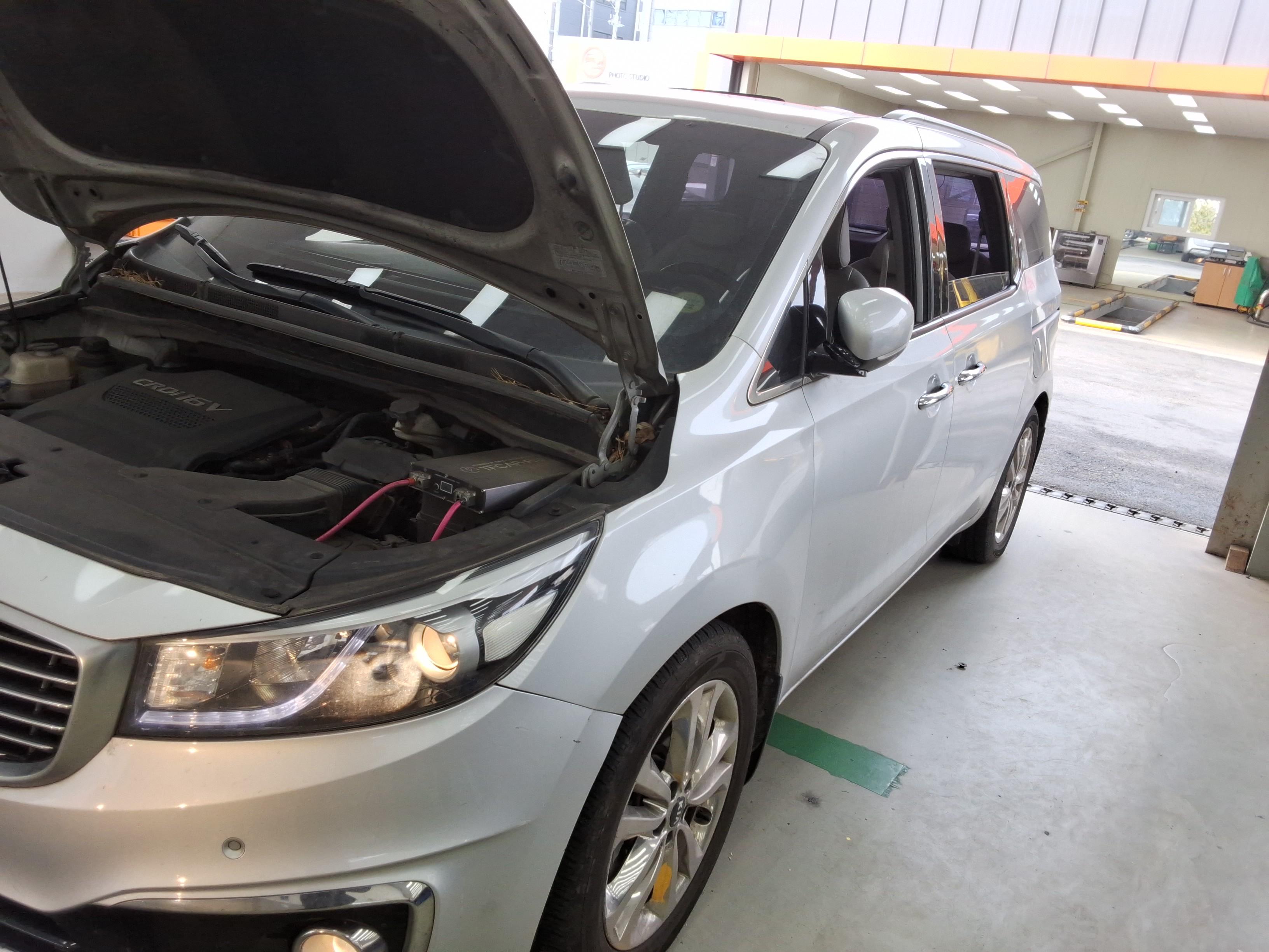 Kia SEDONA 2015 - Image 20