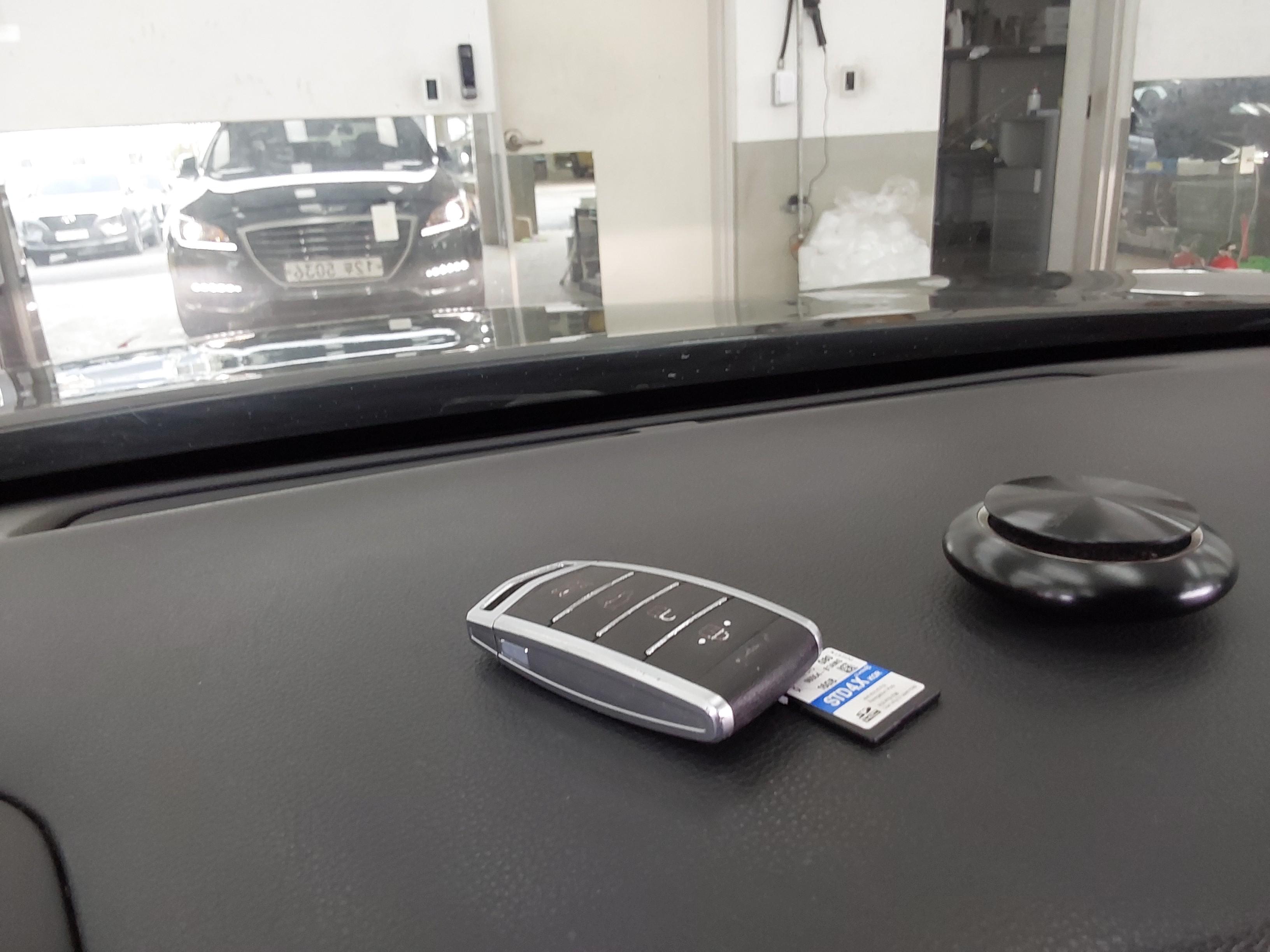Genesis G80 2018 - Image 19