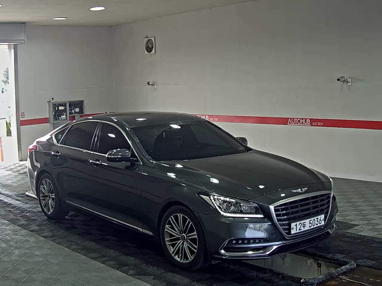Genesis G80 2018 - Image 2