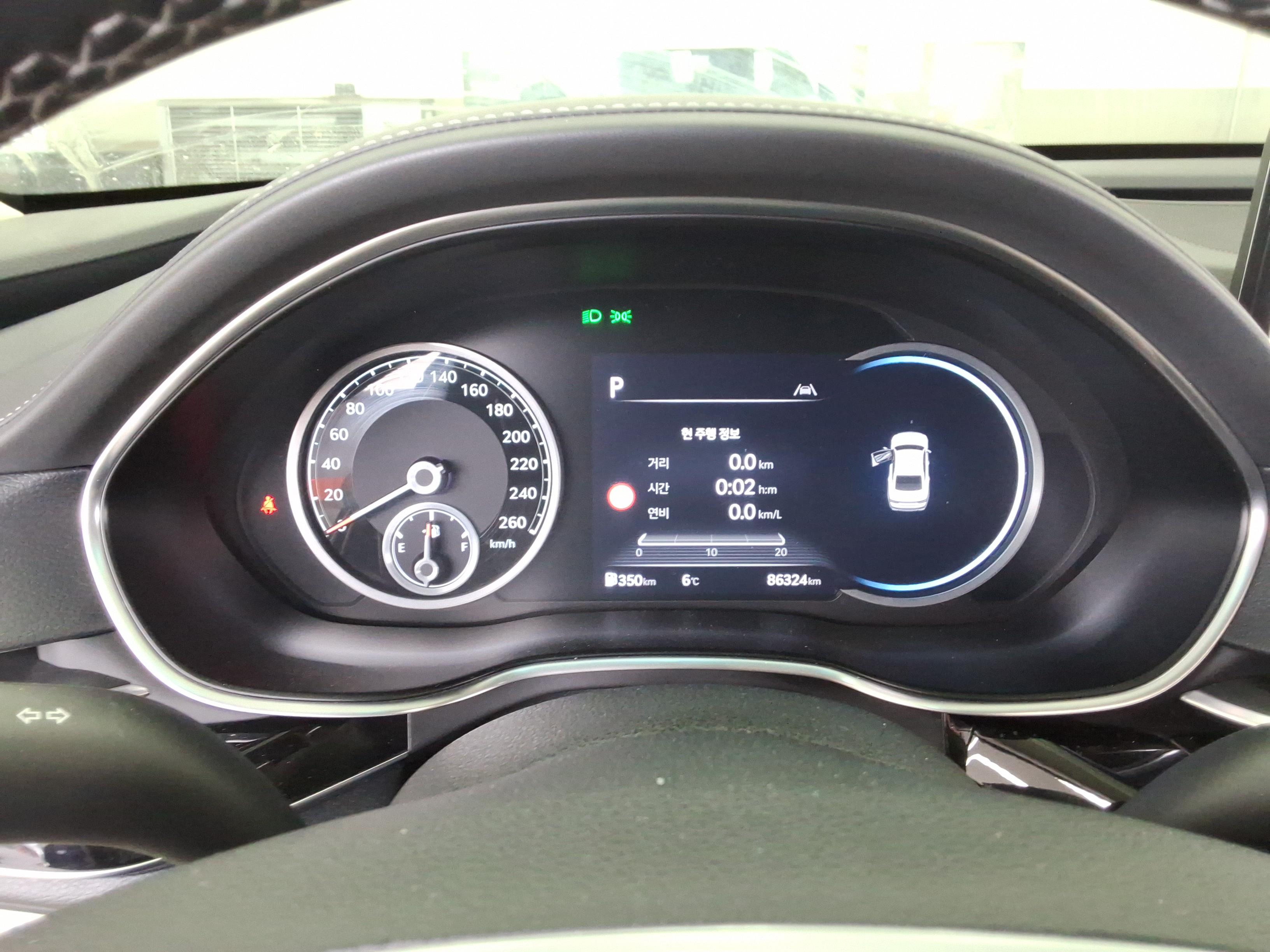 Genesis G80 2022 - Image 9