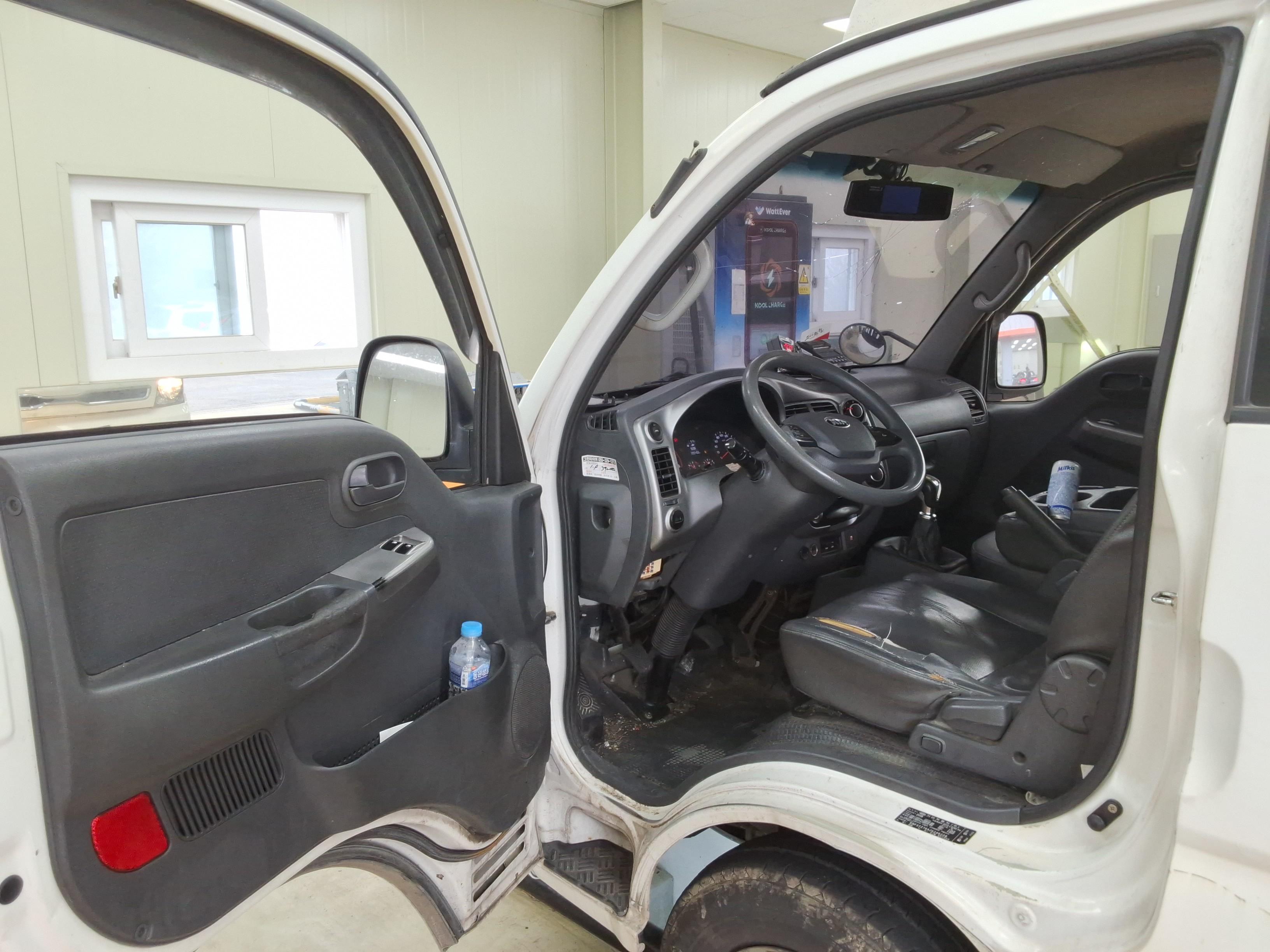 Kia Bongo 3 2018 - Image 9