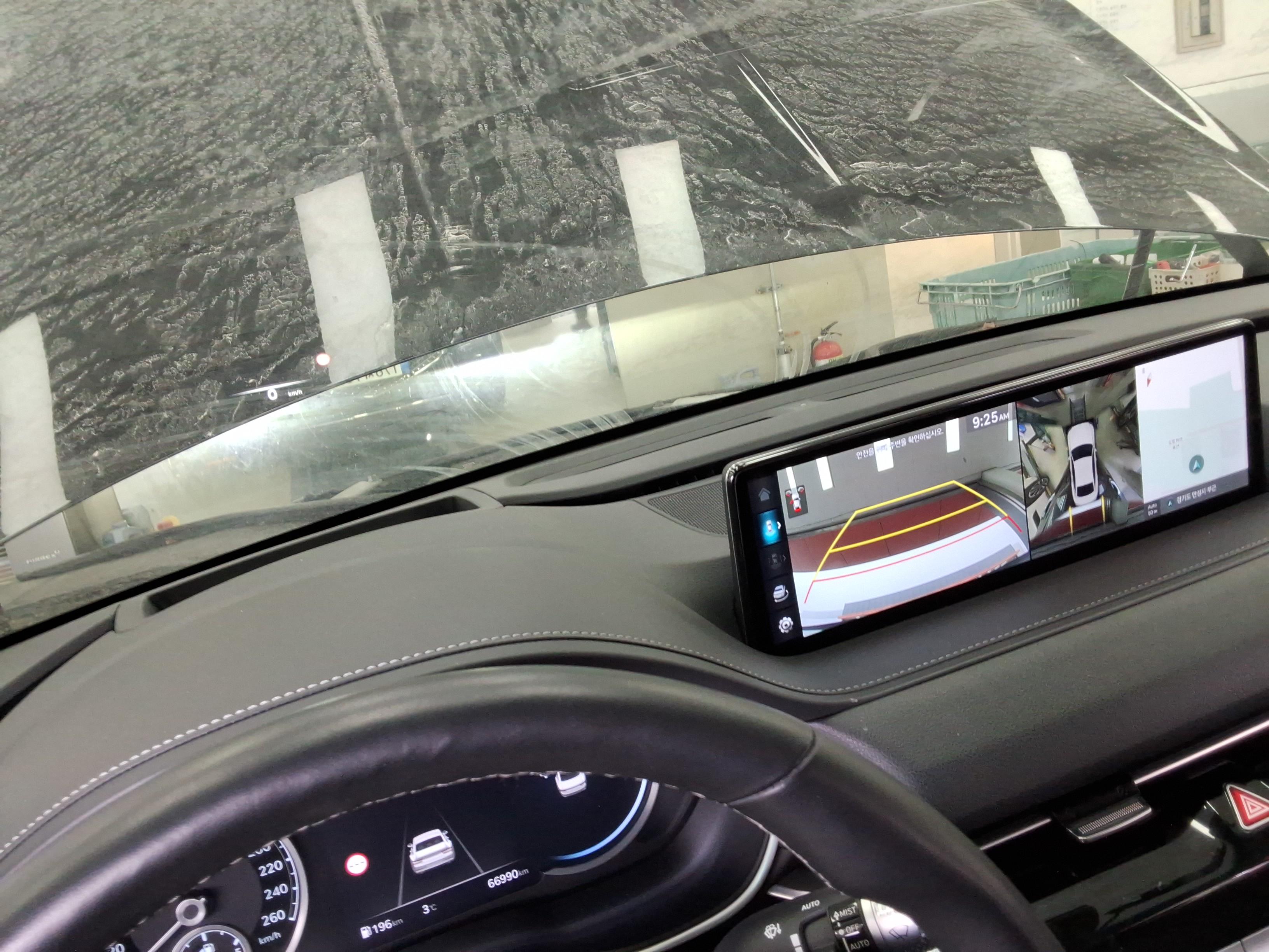 Genesis G80 2022 - Image 19