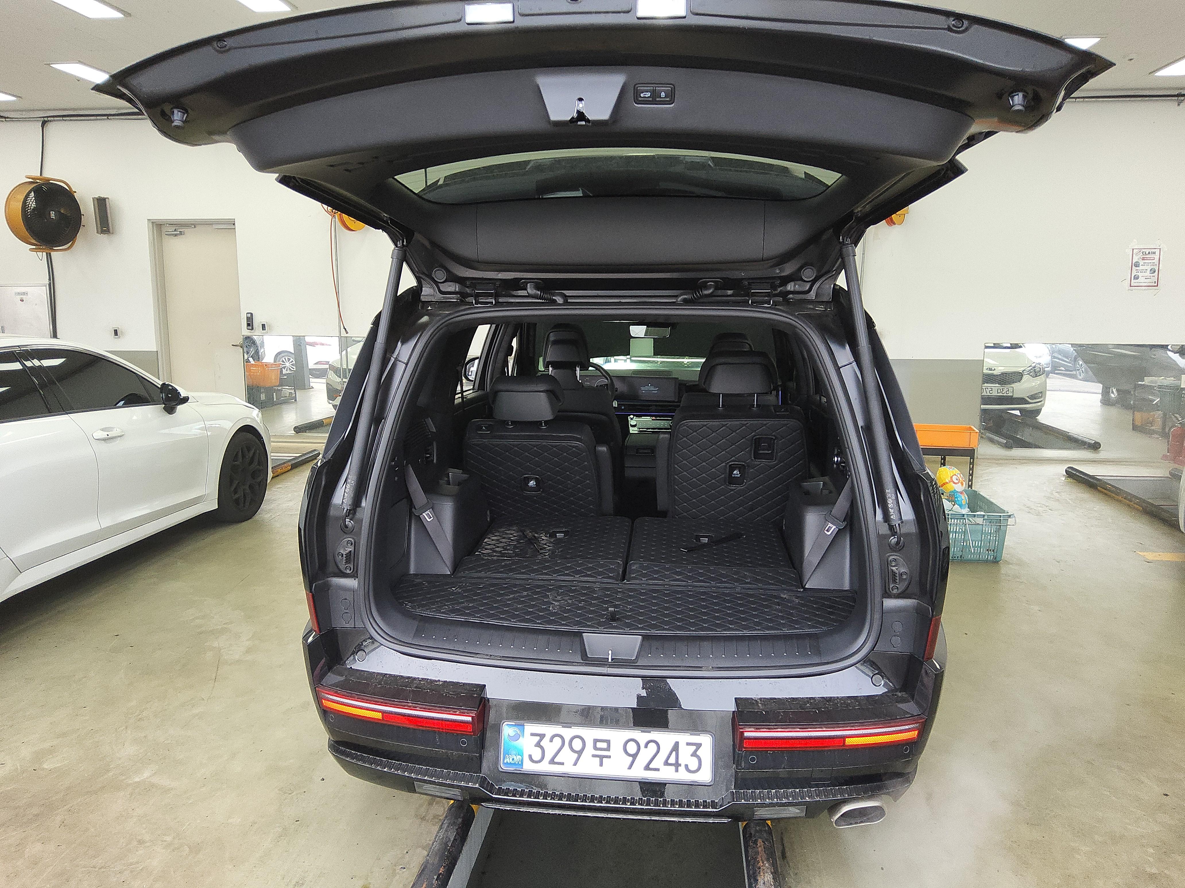 Hyundai Santa Fe 2025 - Image 15