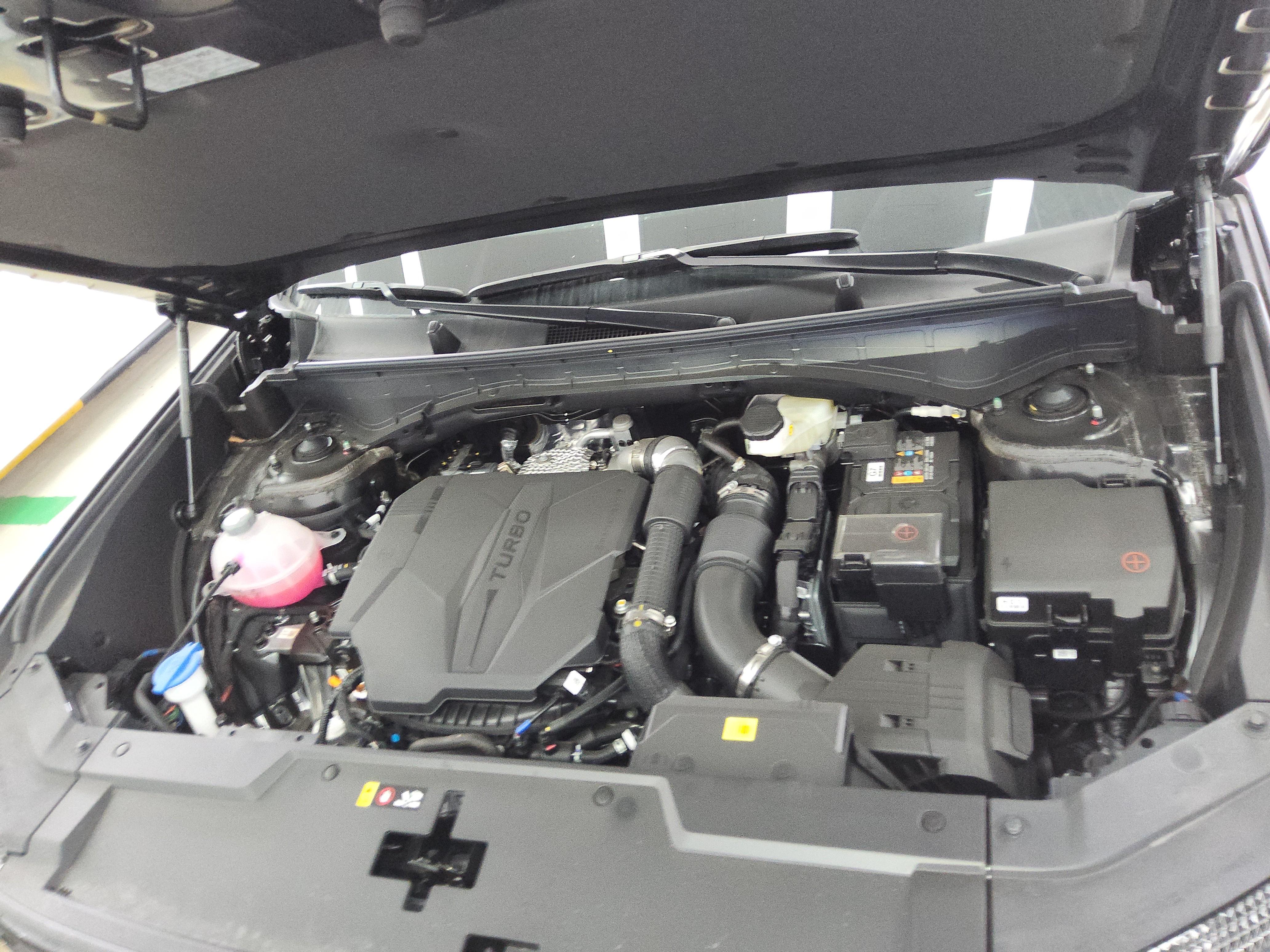 Hyundai Santa Fe 2025 - Image 19