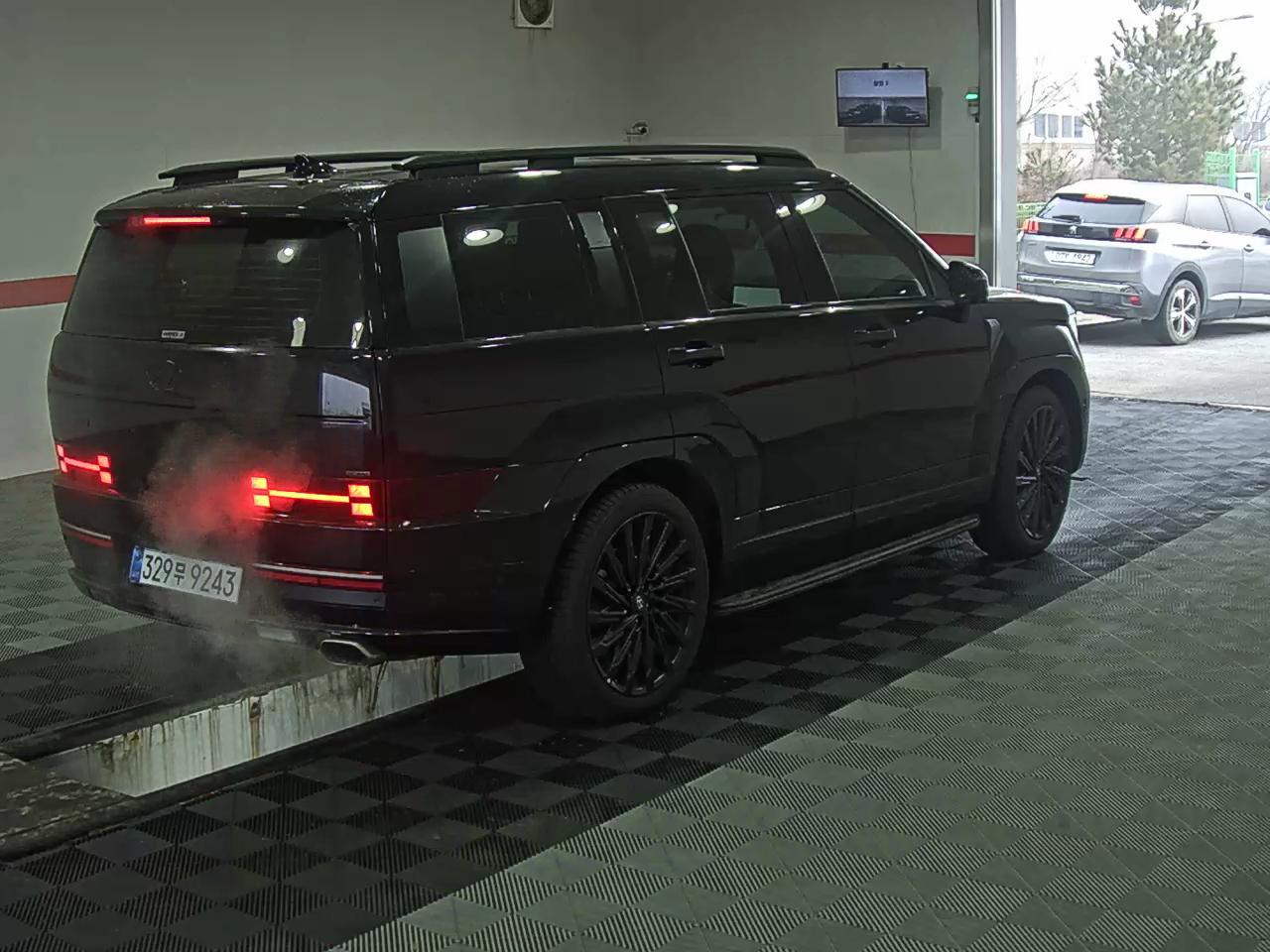 Hyundai Santa Fe 2025 - Image 4