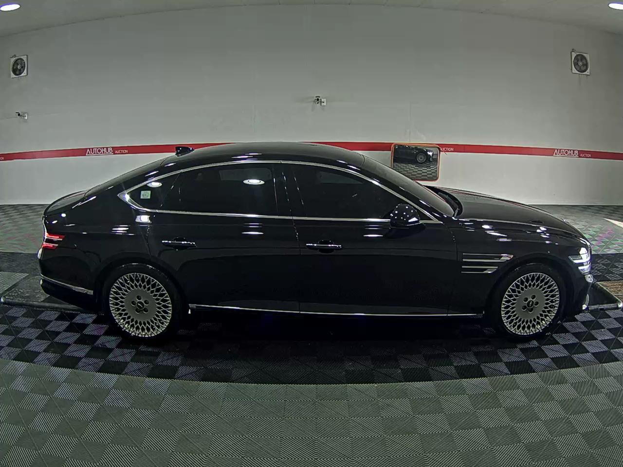 Genesis G80 2022 - Image 3