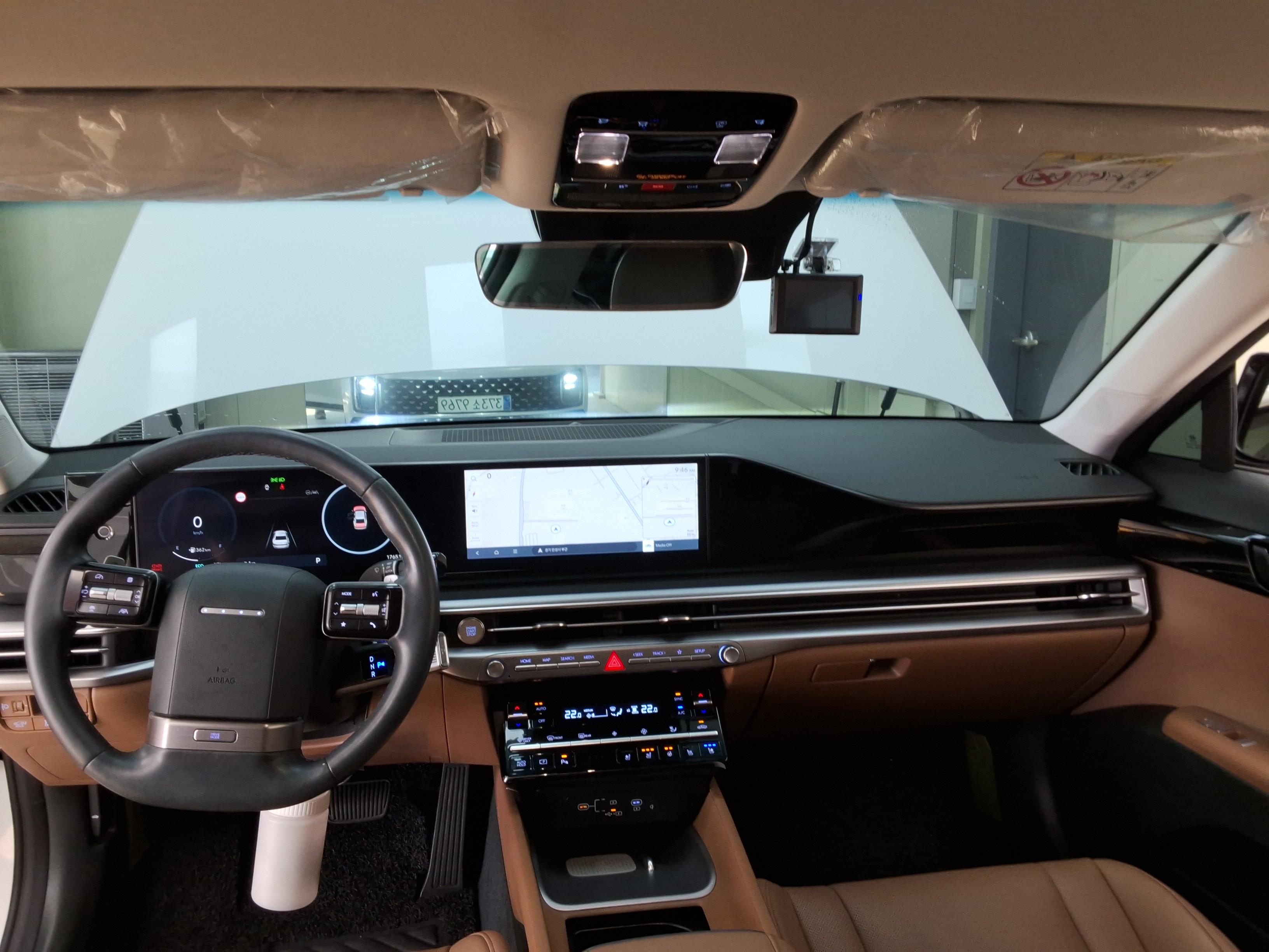 Hyundai AZERA 2024 - Image 10