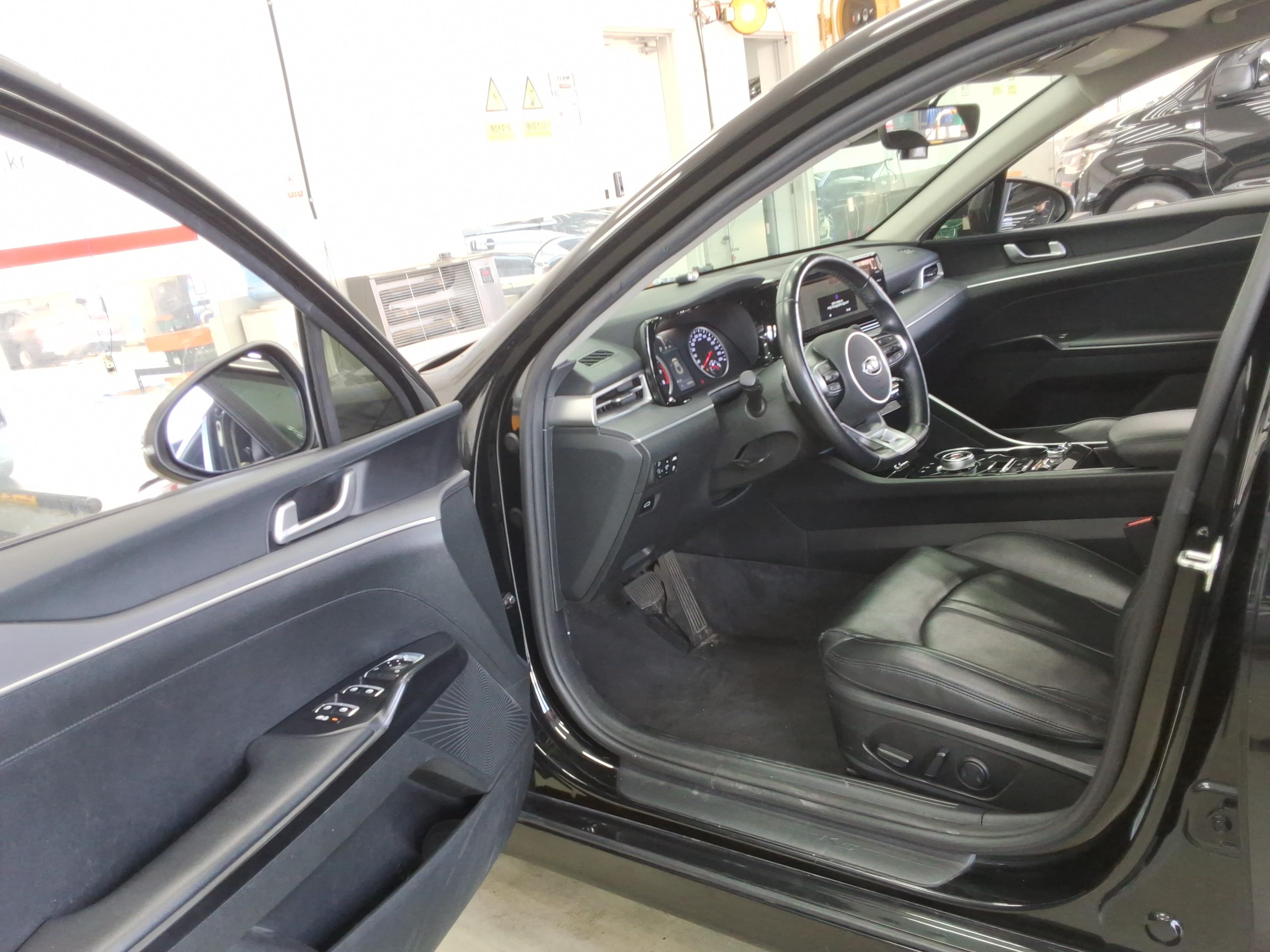 كيا K5 2021 - صورة 10