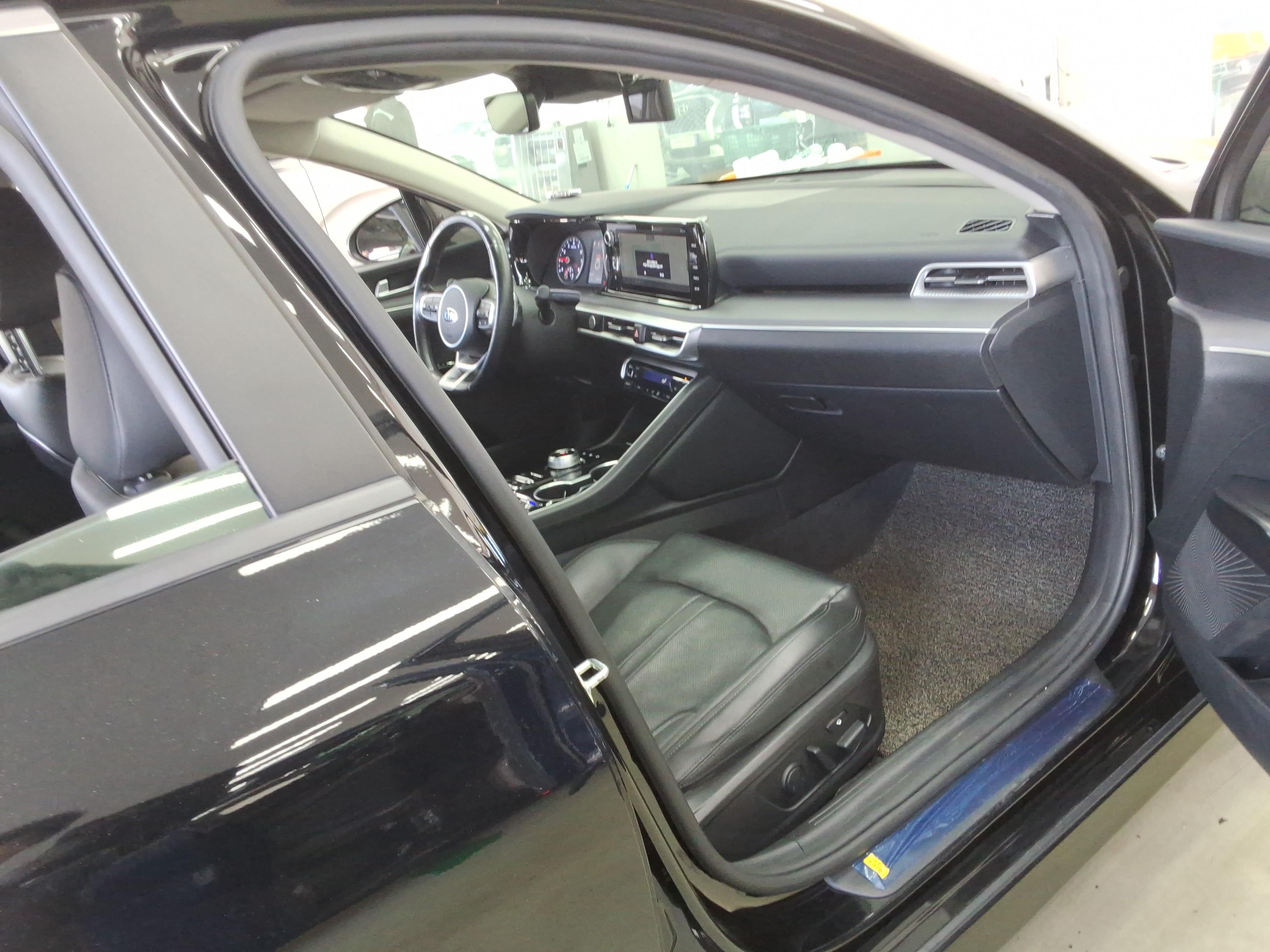 كيا K5 2021 - صورة 14