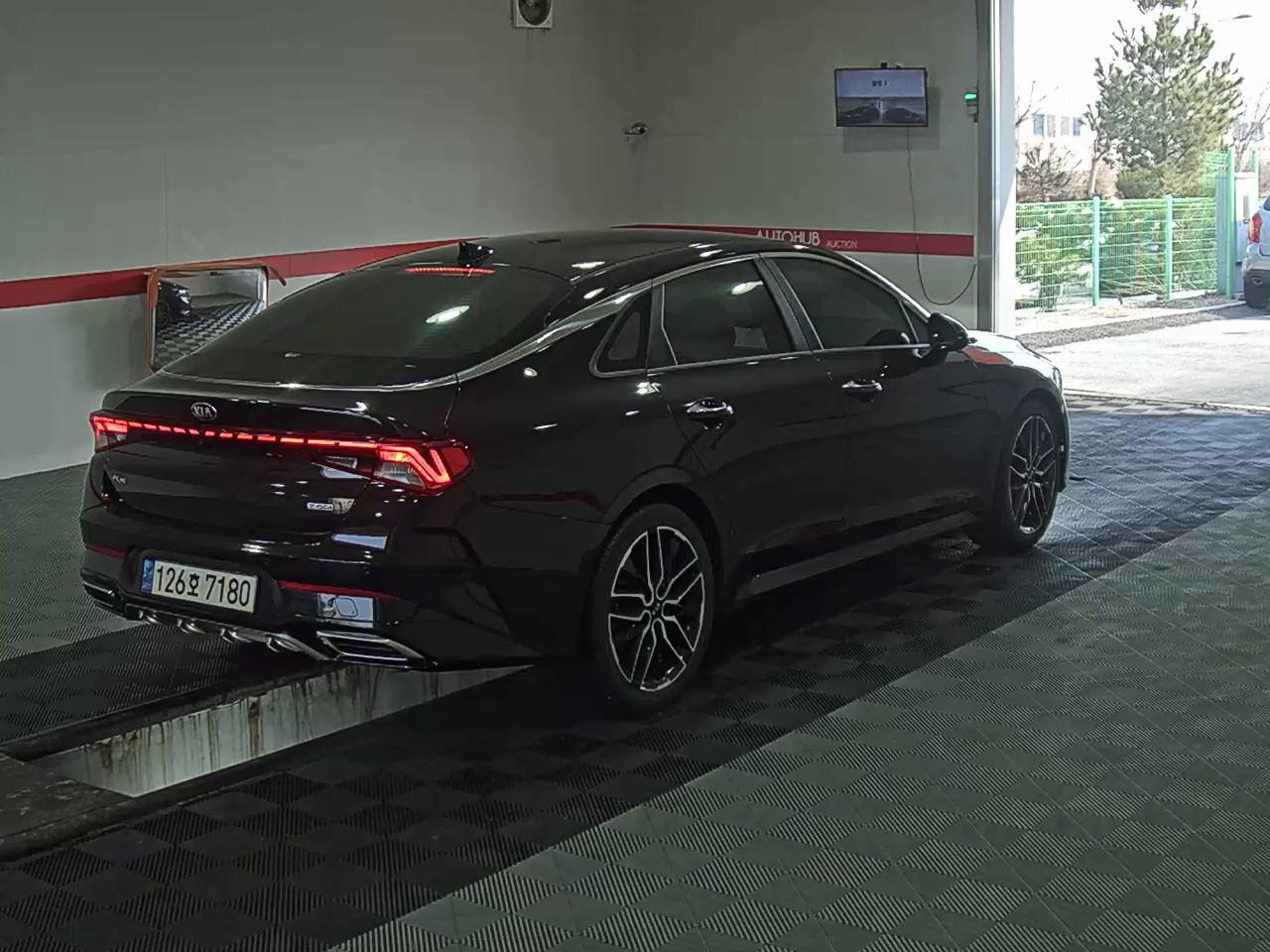 كيا K5 2021 - صورة 4