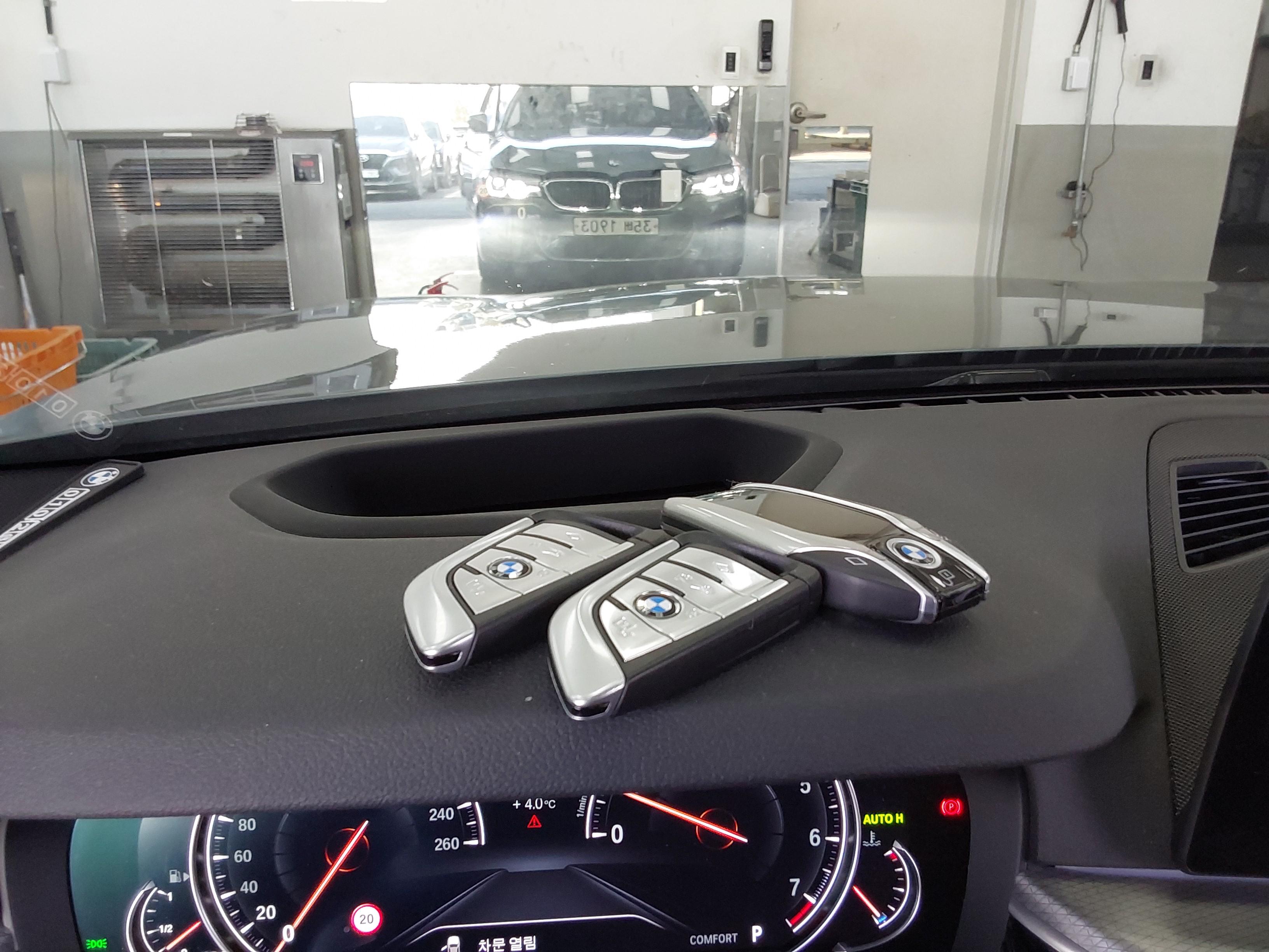 BMW 5 Series 2018 - Image 20
