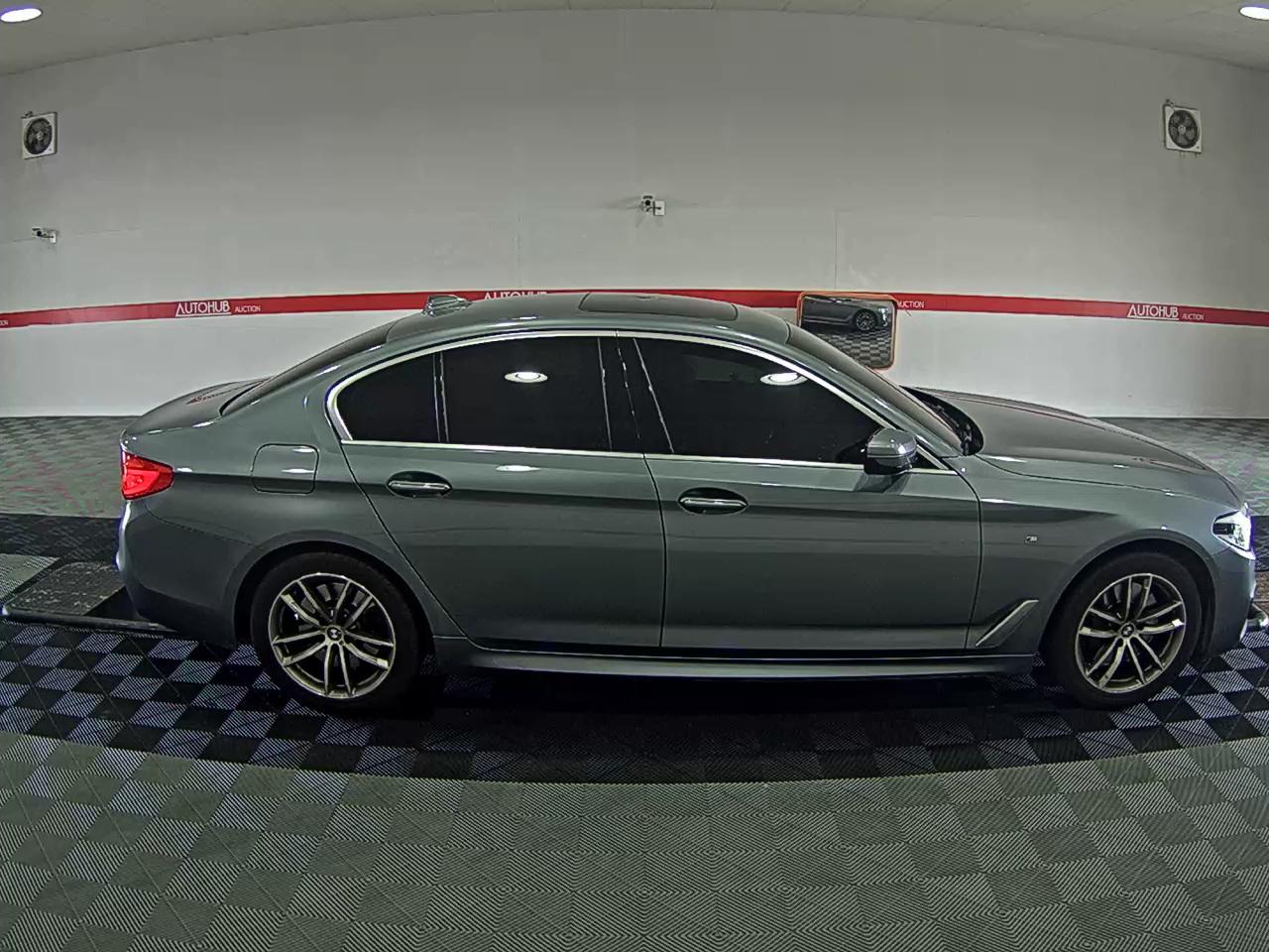 BMW 5 Series 2018 - Image 3
