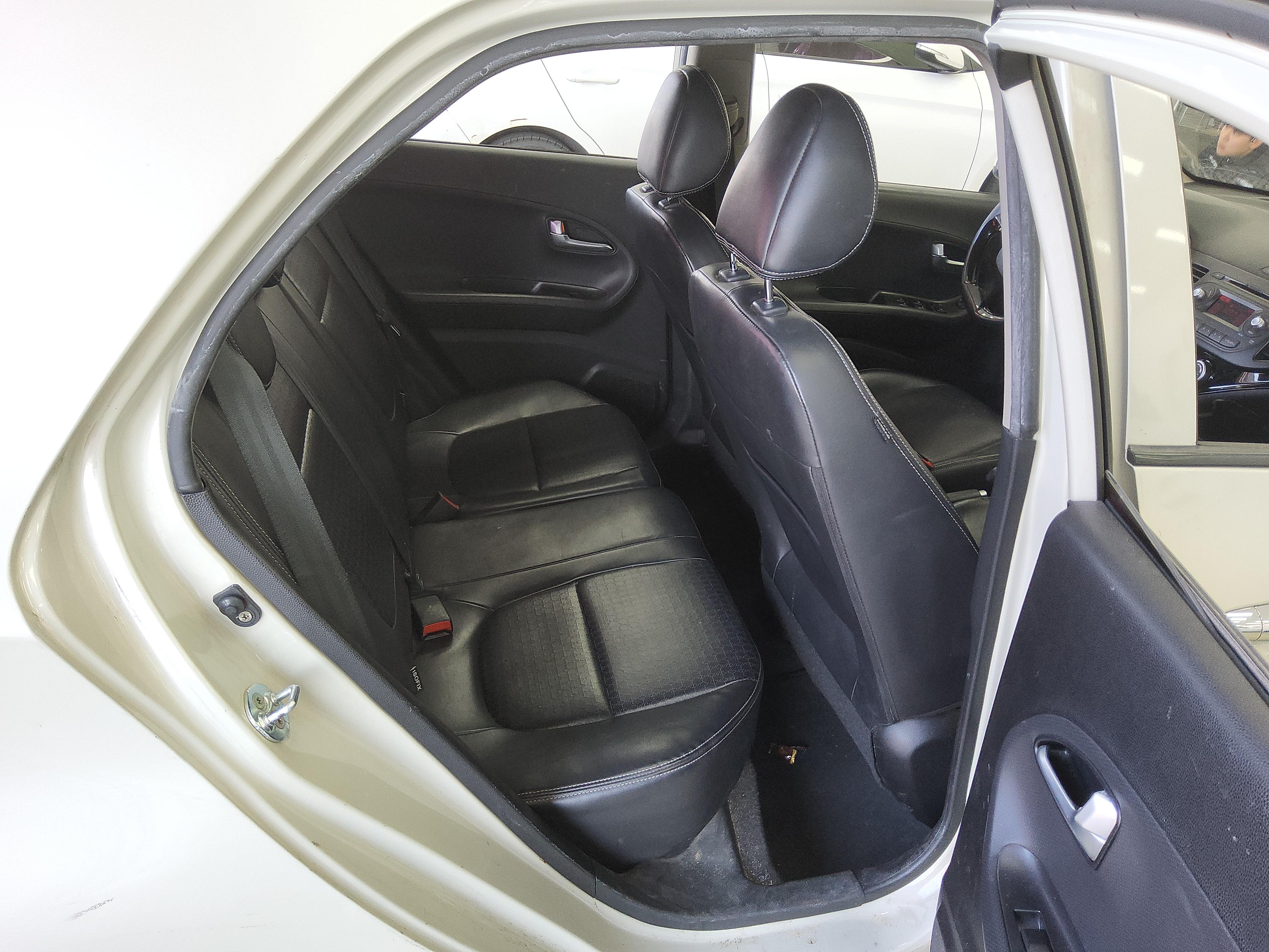Kia Morning 2016 - Image 12