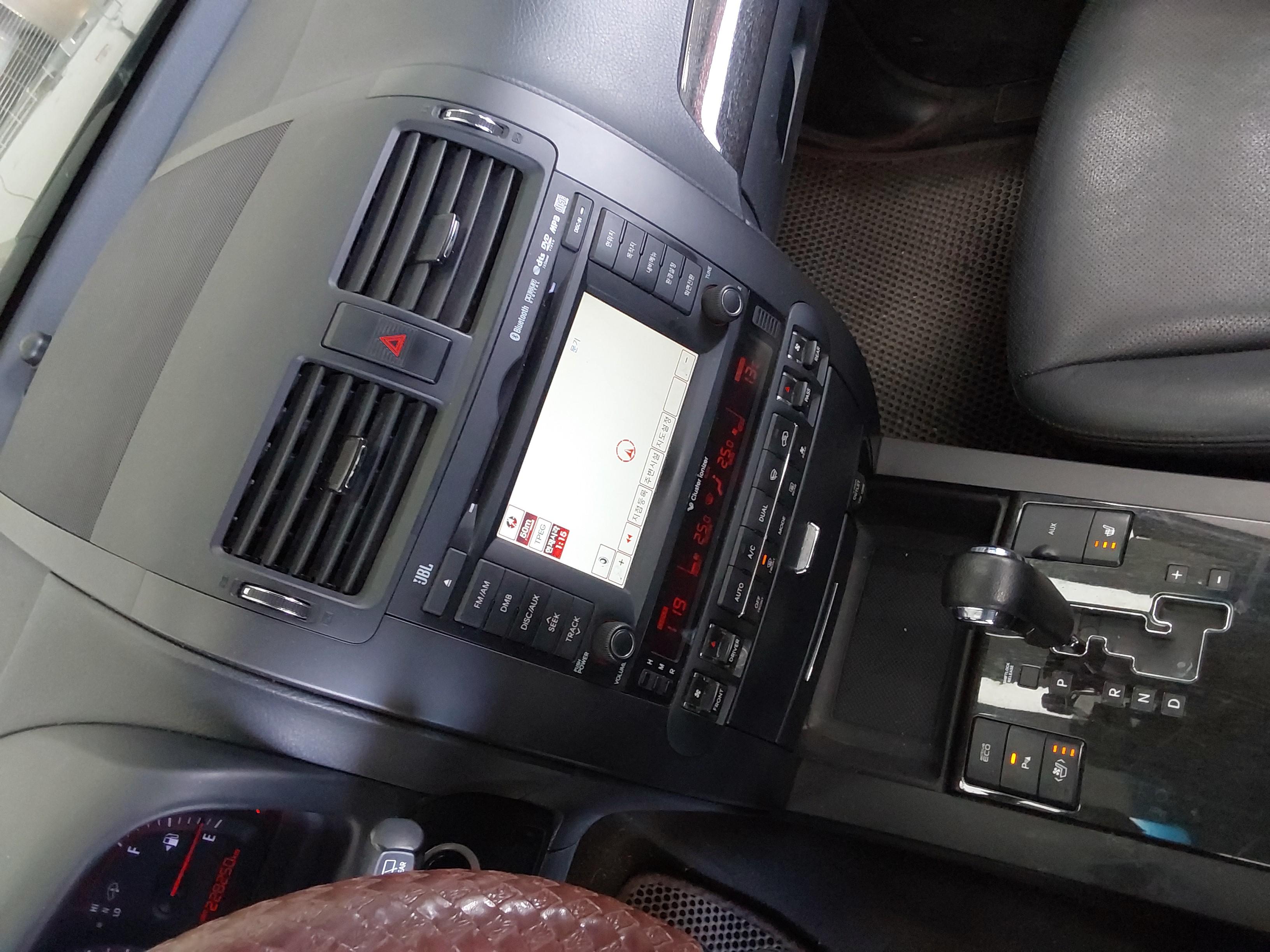 Kia BORREGO 2014 - Image 18