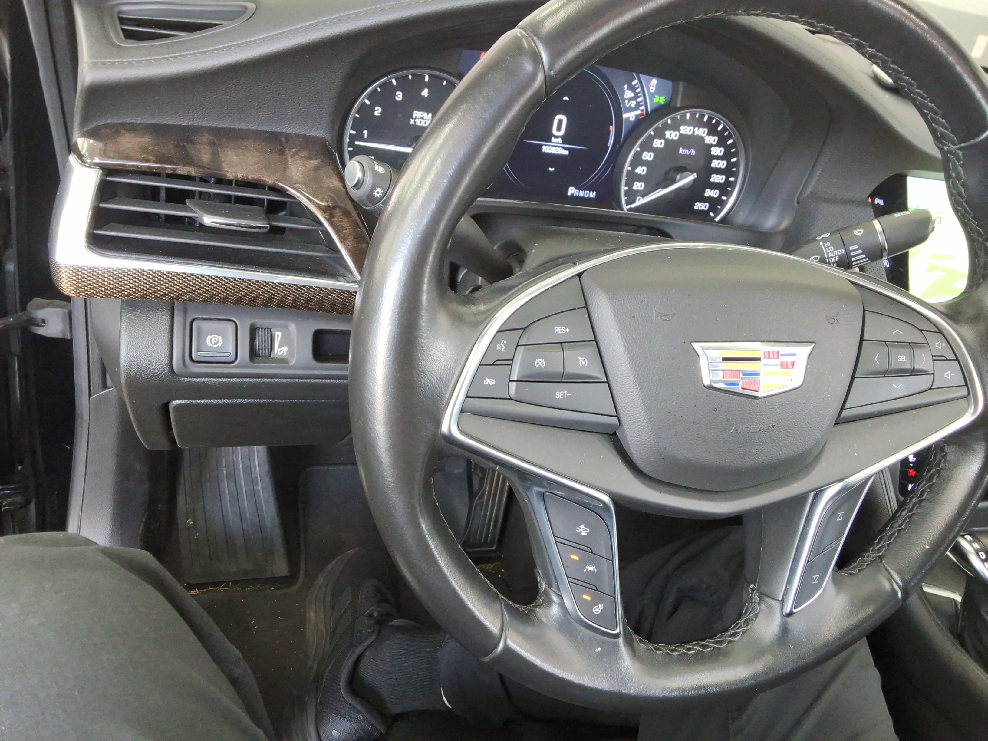 General Motors Cadillac 2018 - Image 15