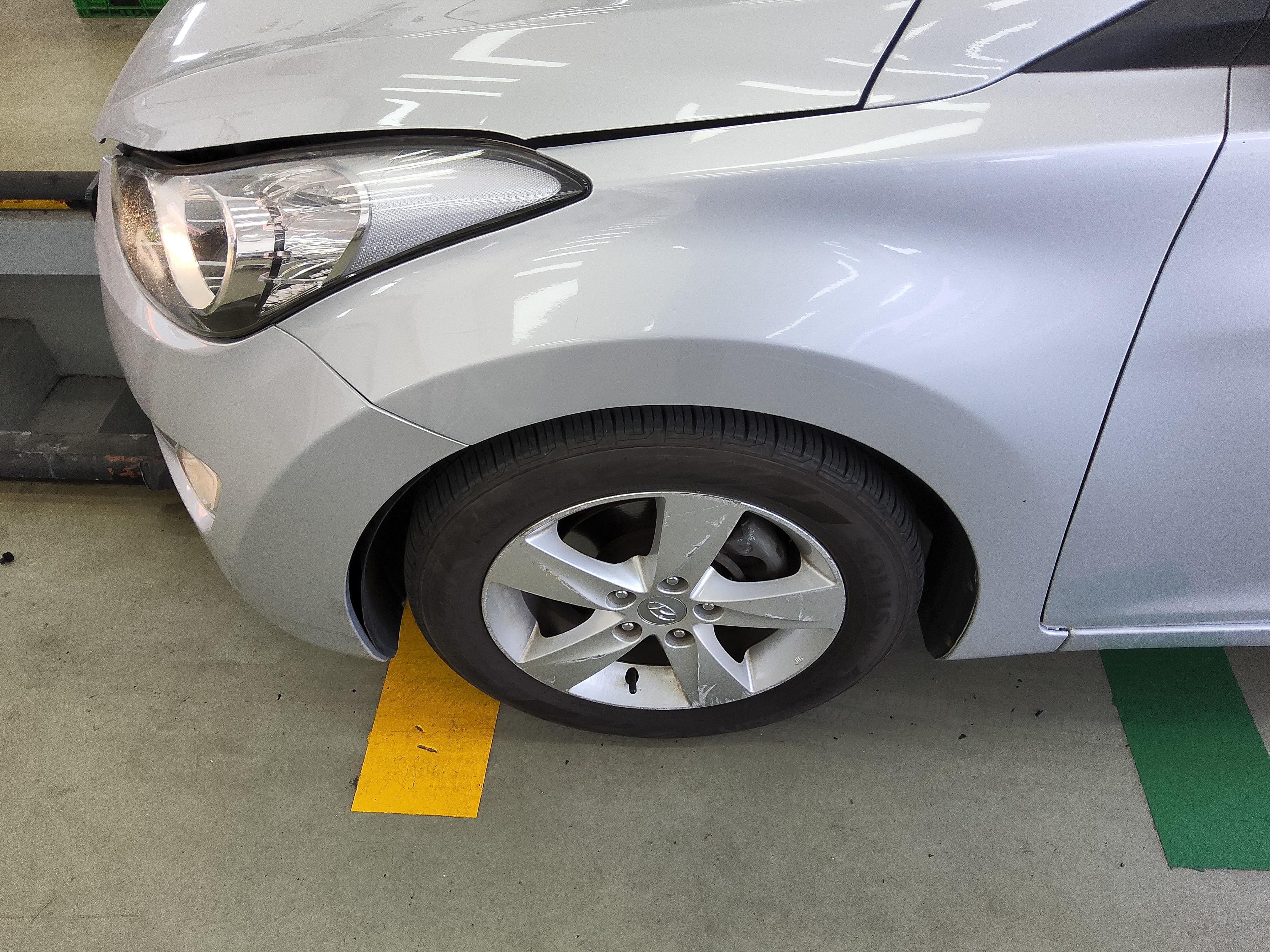 Hyundai Elantra 2012 - Image 20