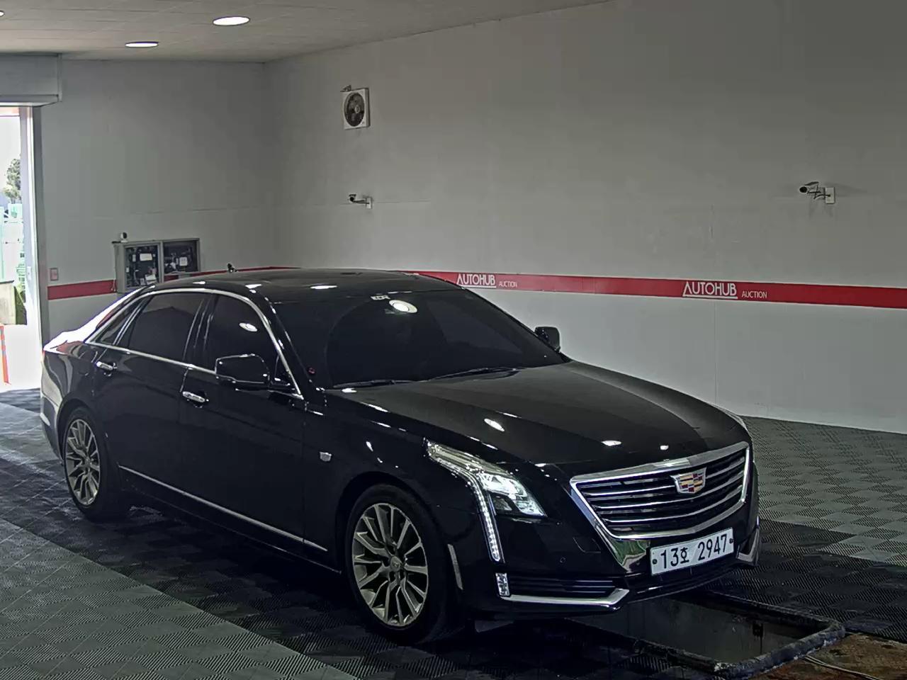 General Motors Cadillac 2018 - Image 2