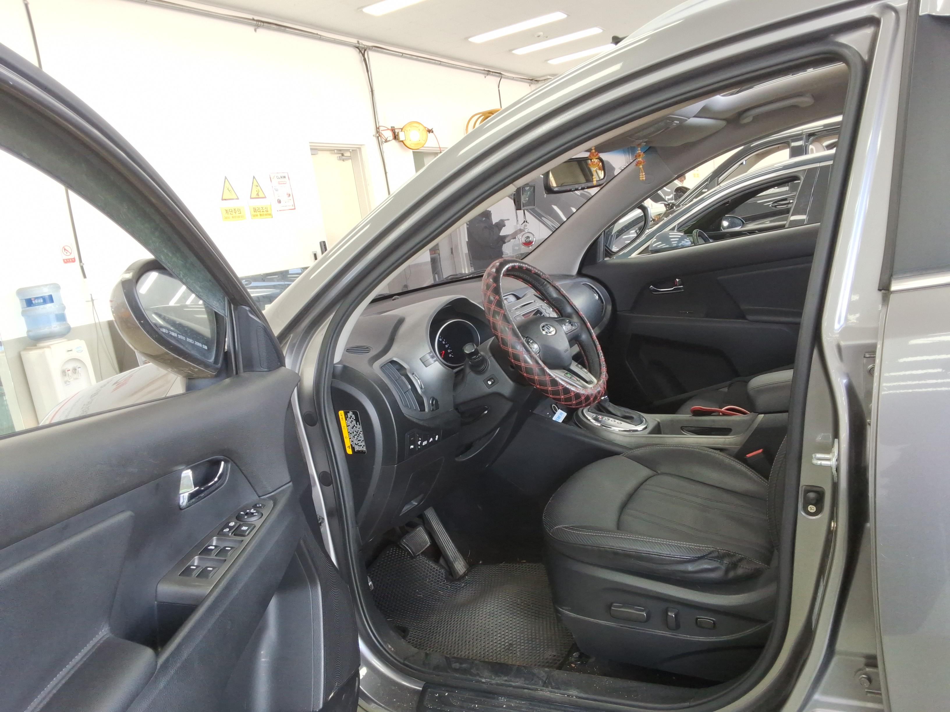 Kia Sportage 2015 - Image 10