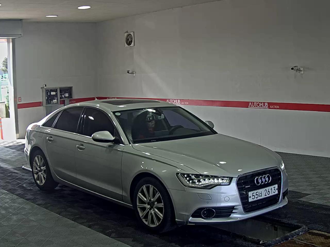أودي A6 - 2