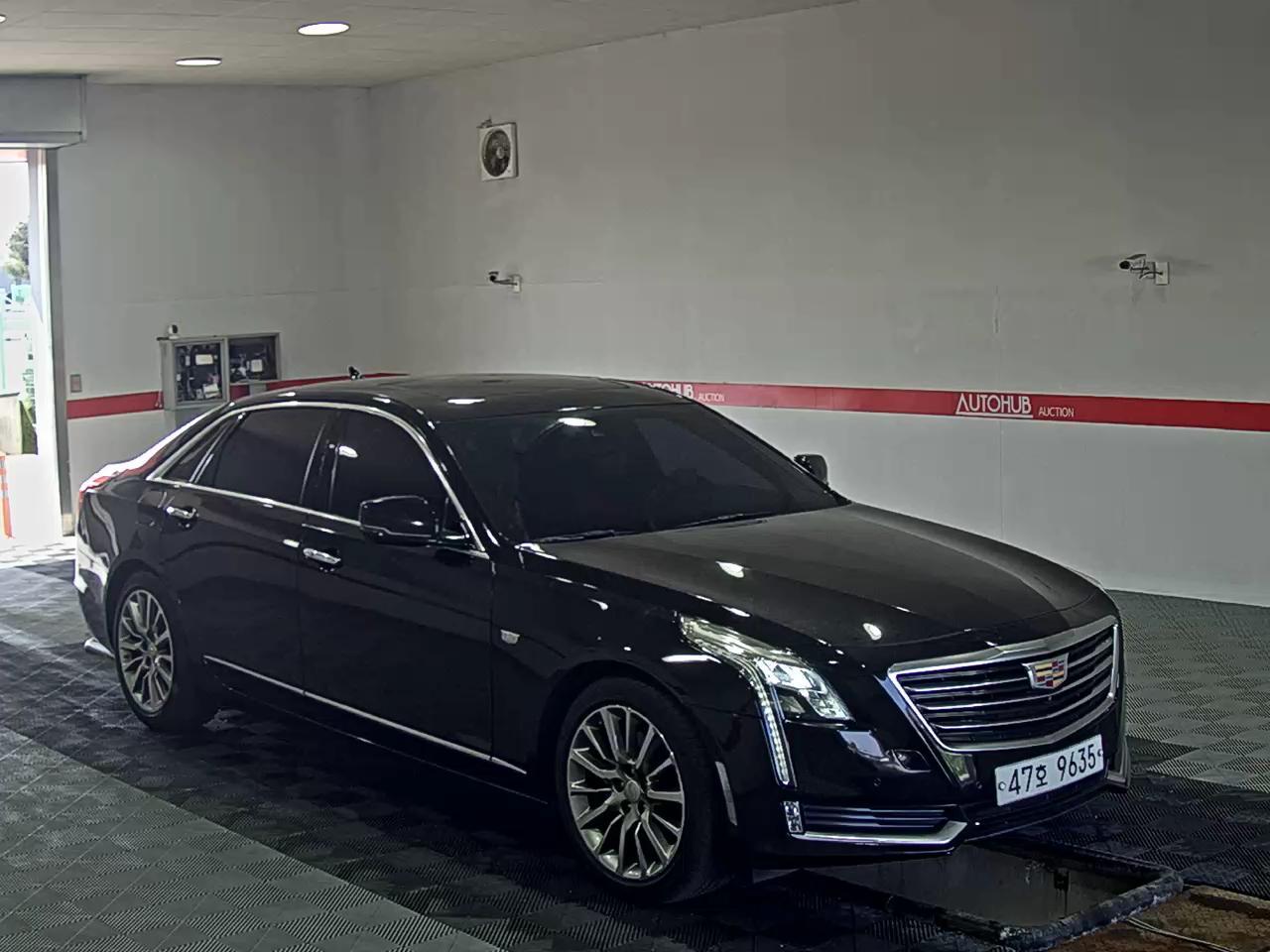 General Motors Cadillac - 2