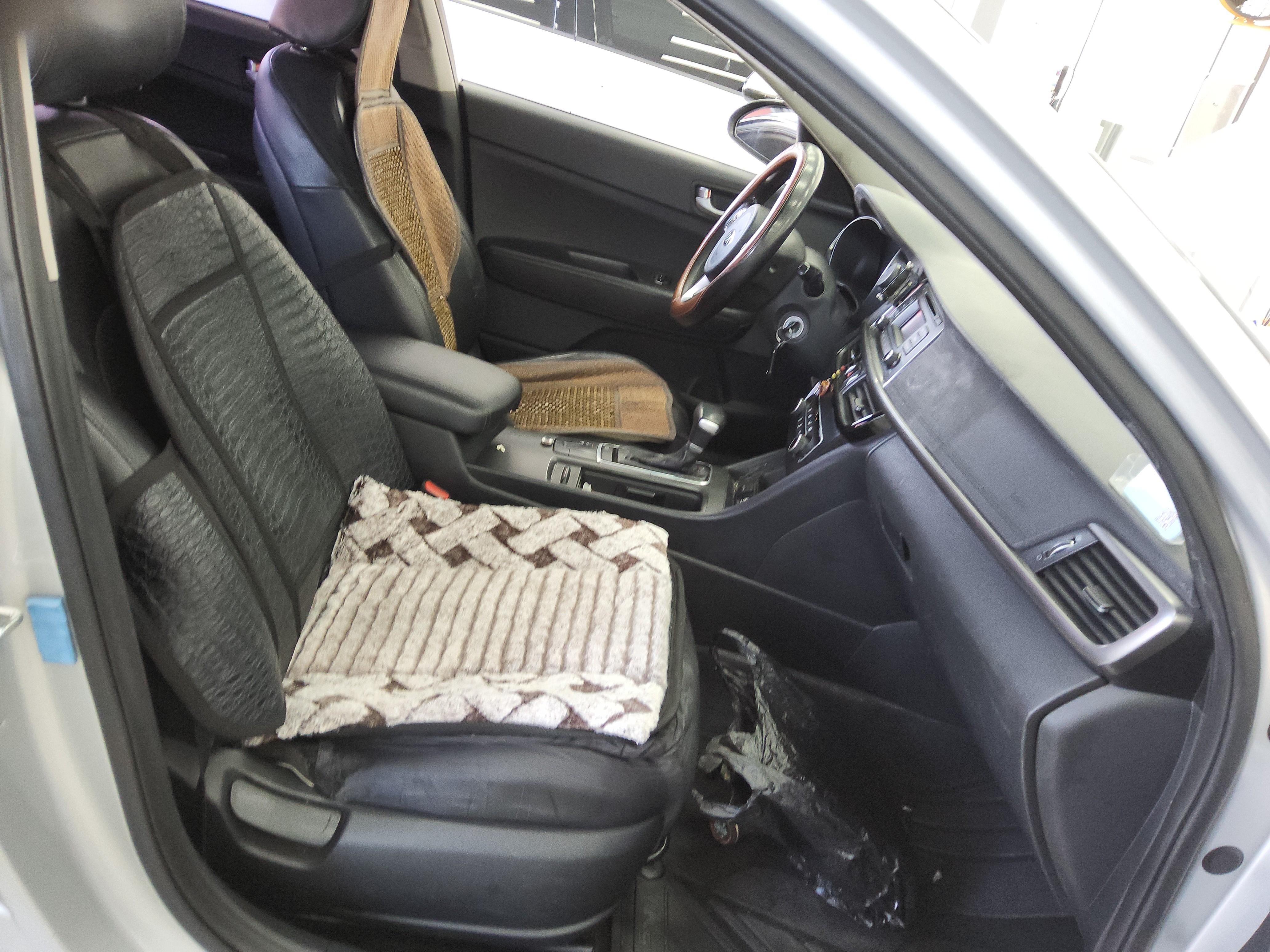 Kia K5 2017 - Image 14