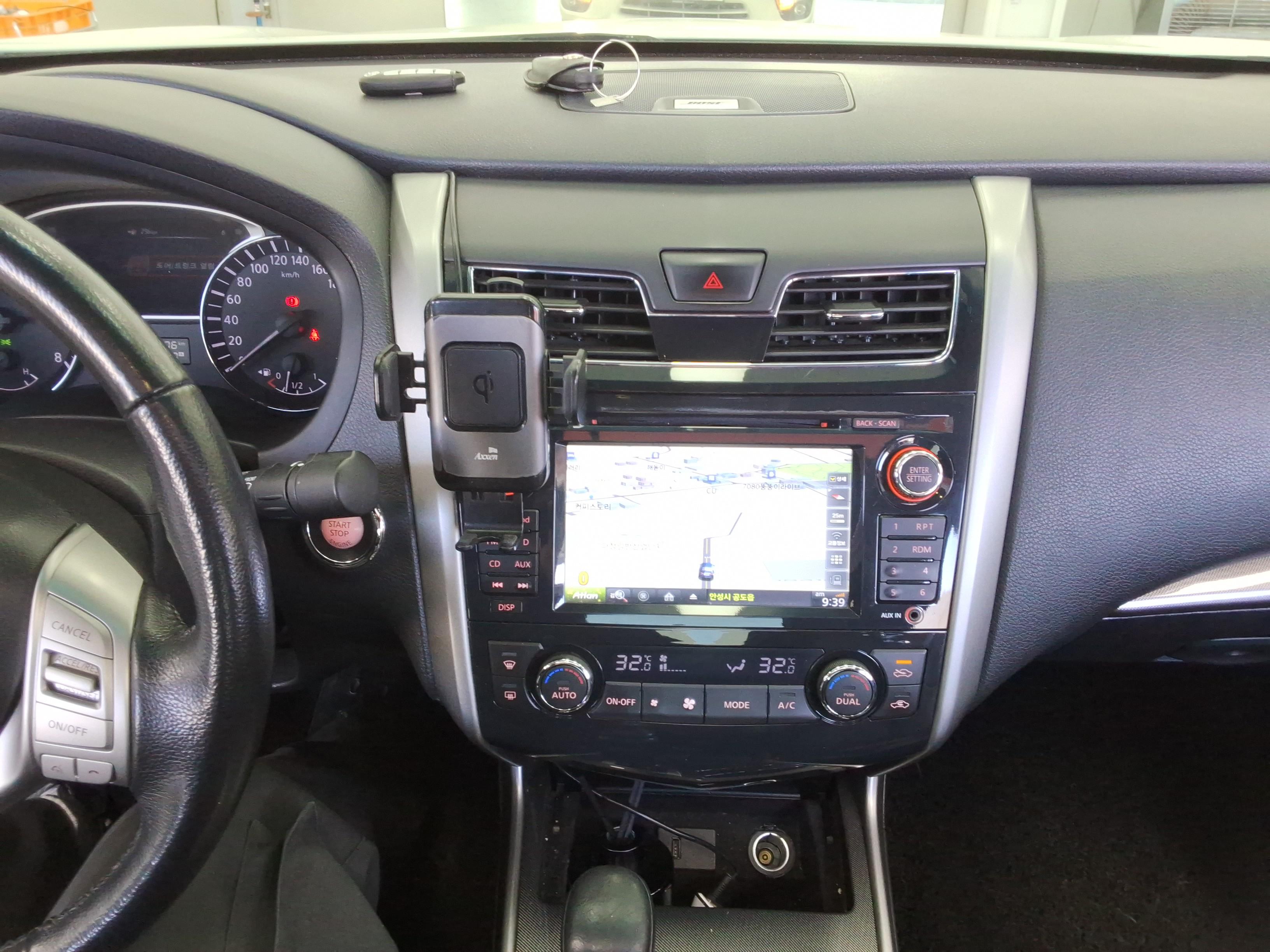 Nissan Altima - 18