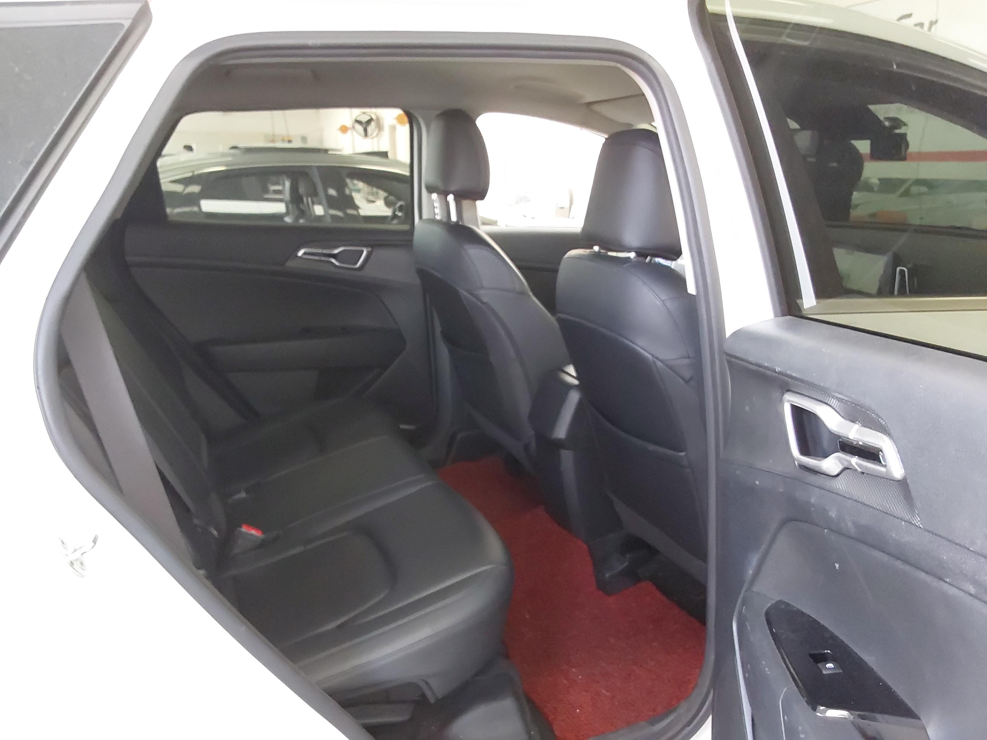 Kia Sportage 2022 - Image 13