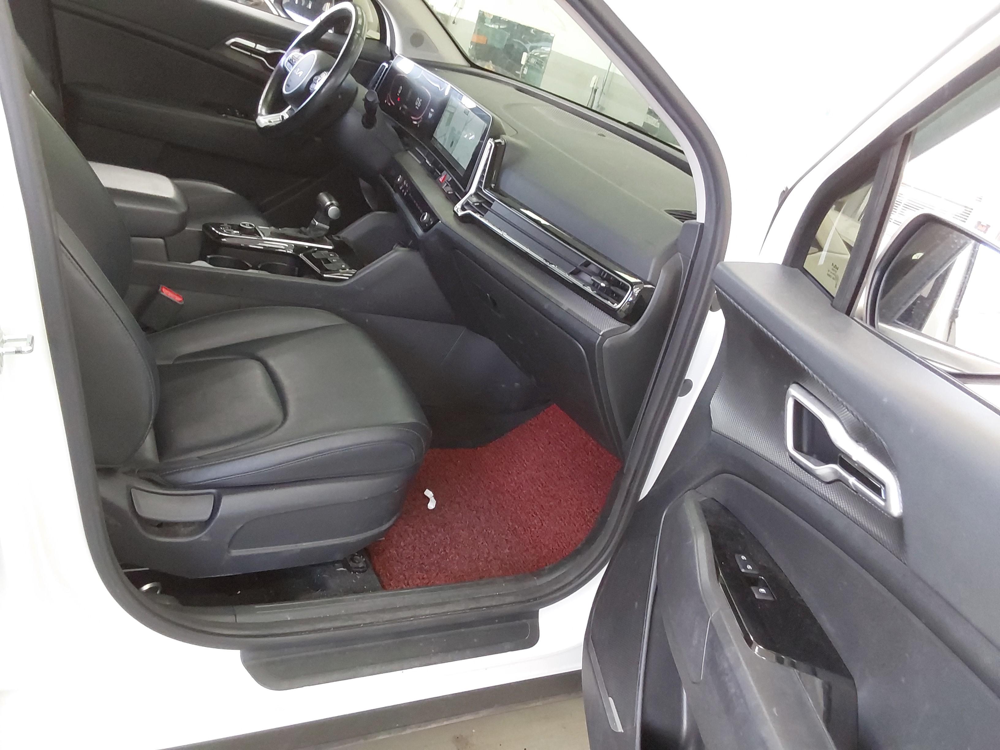 Kia Sportage 2022 - Image 14
