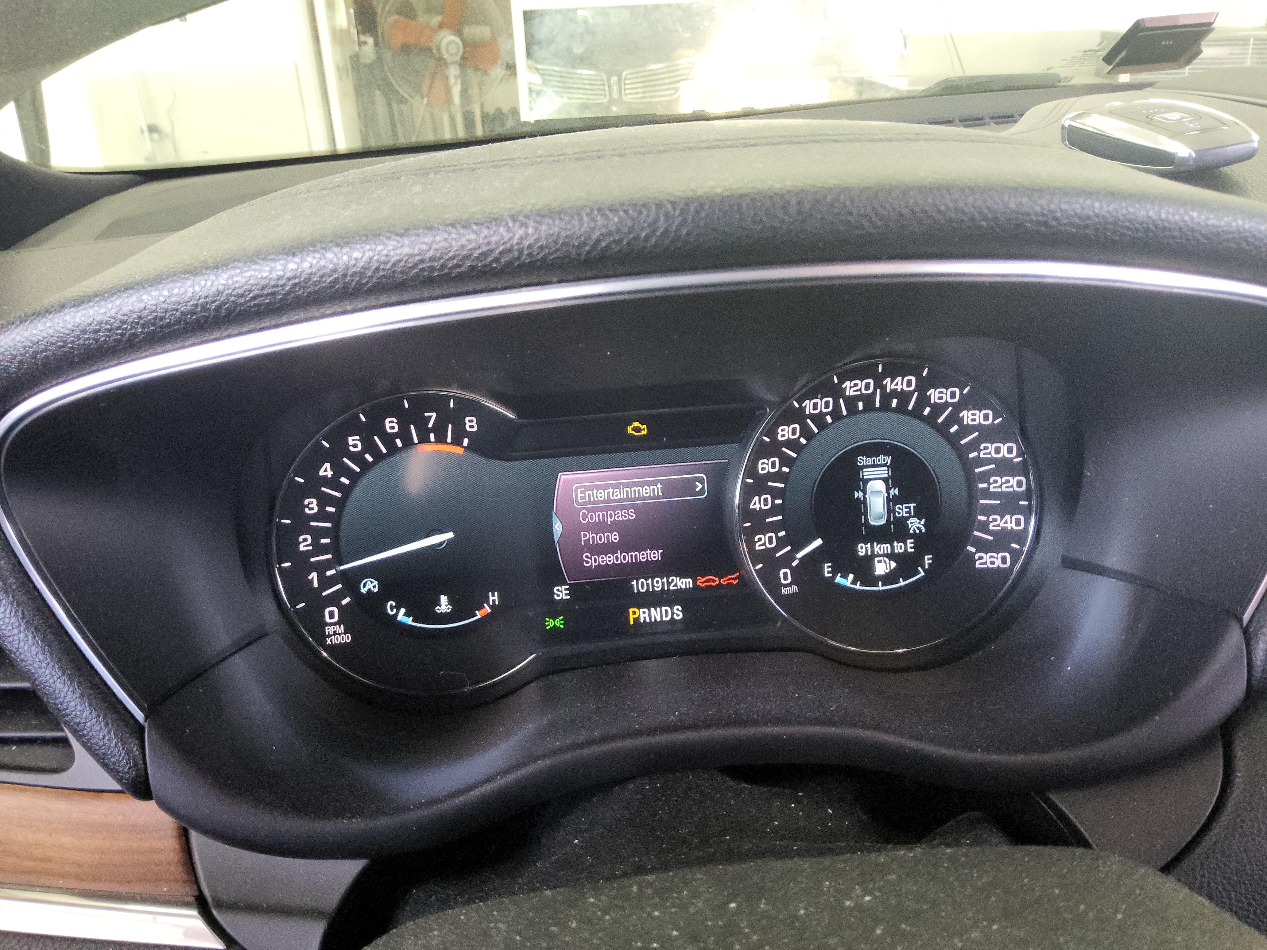 Lincoln MKC - 8