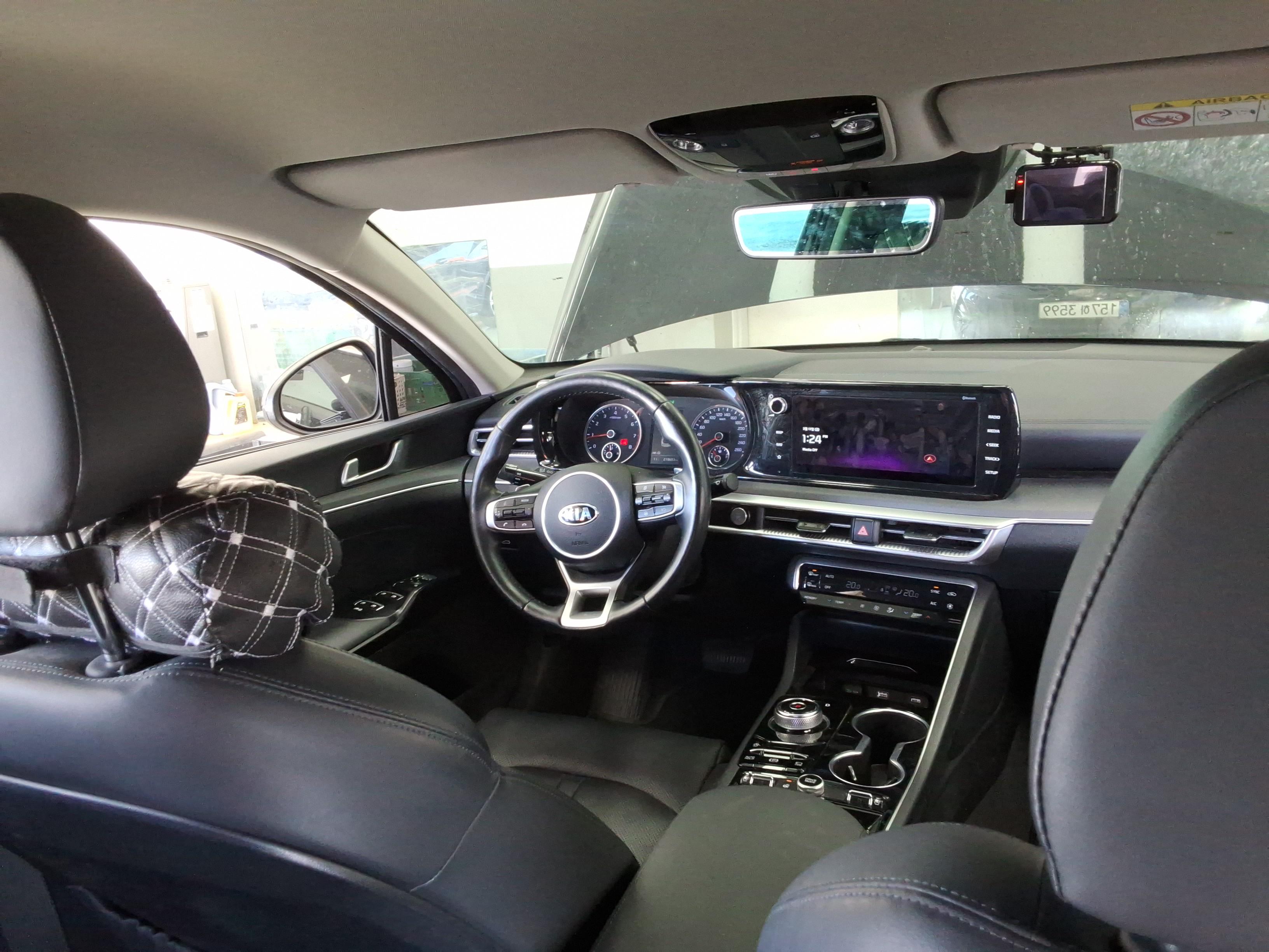 Kia K5 2021 - Image 13