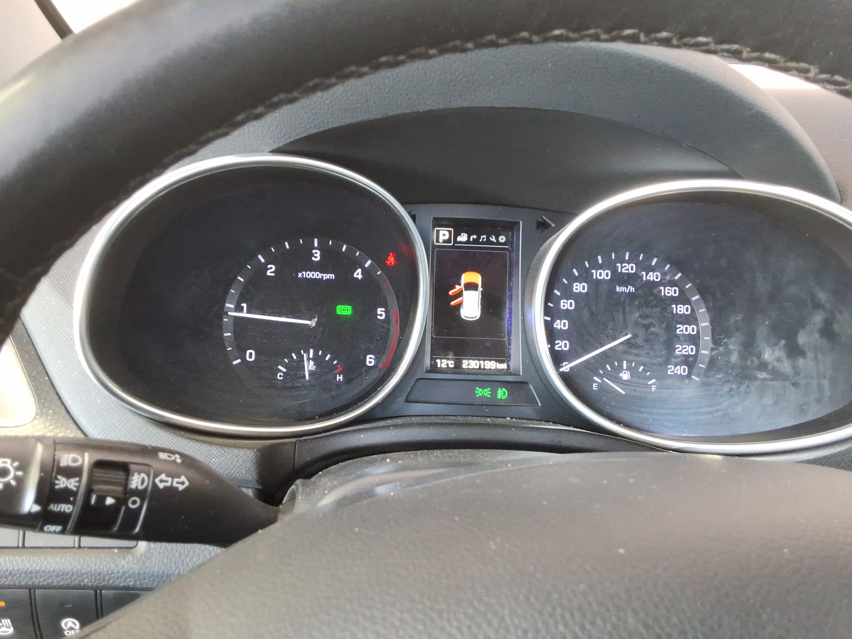 Hyundai Santa Fe 2017 - Image 8