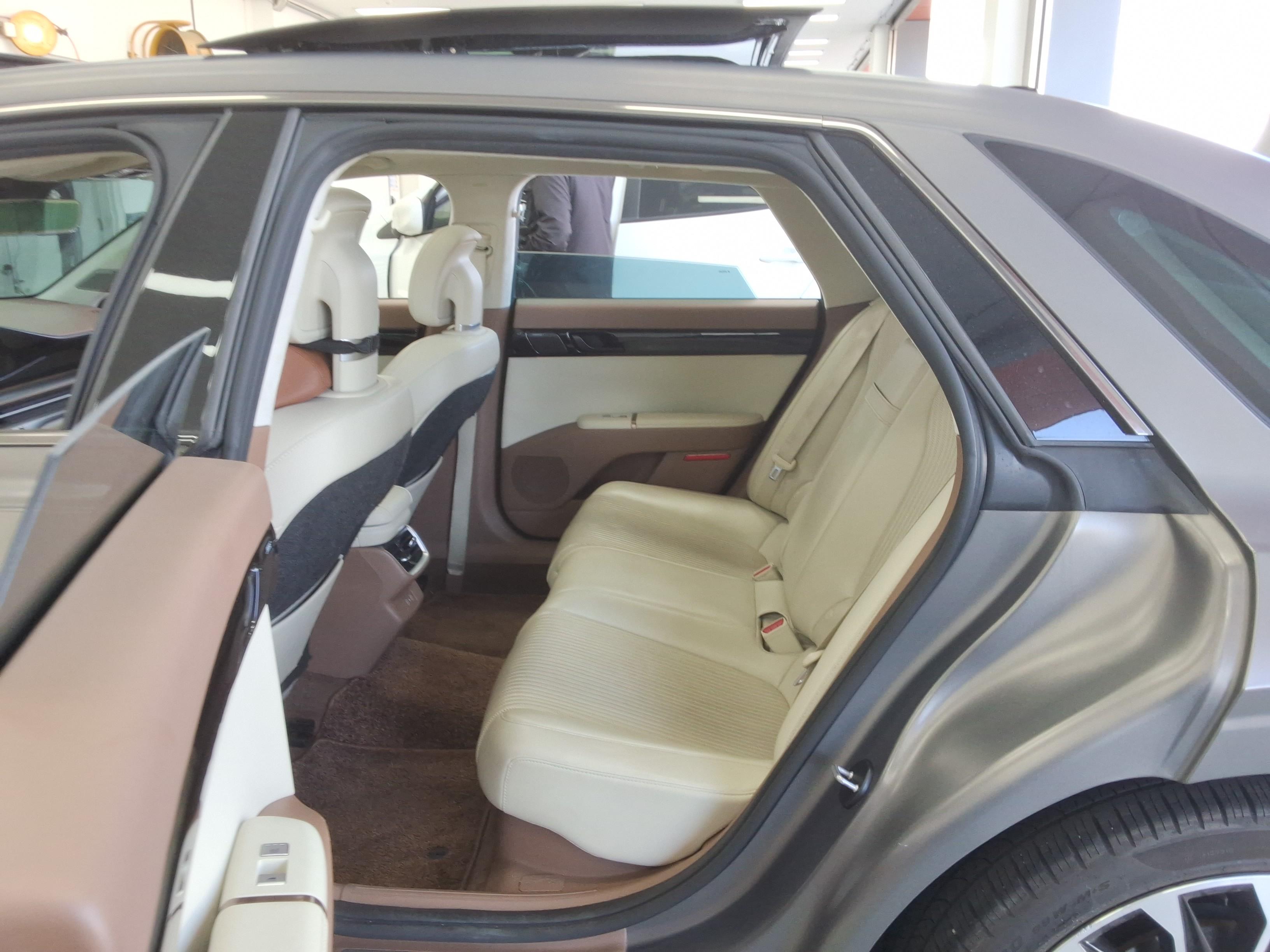 هيونداي أزيرا