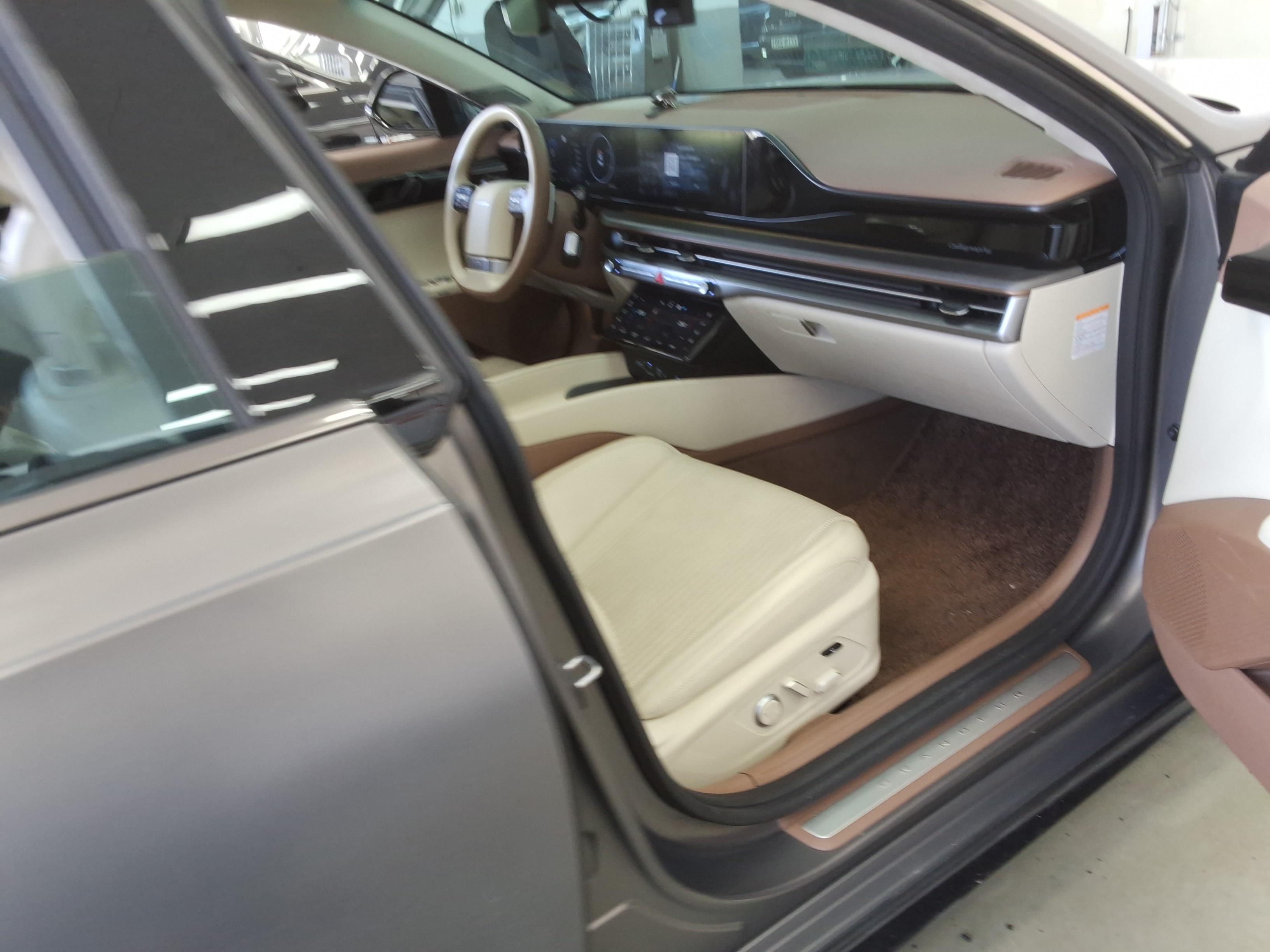 هيونداي أزيرا