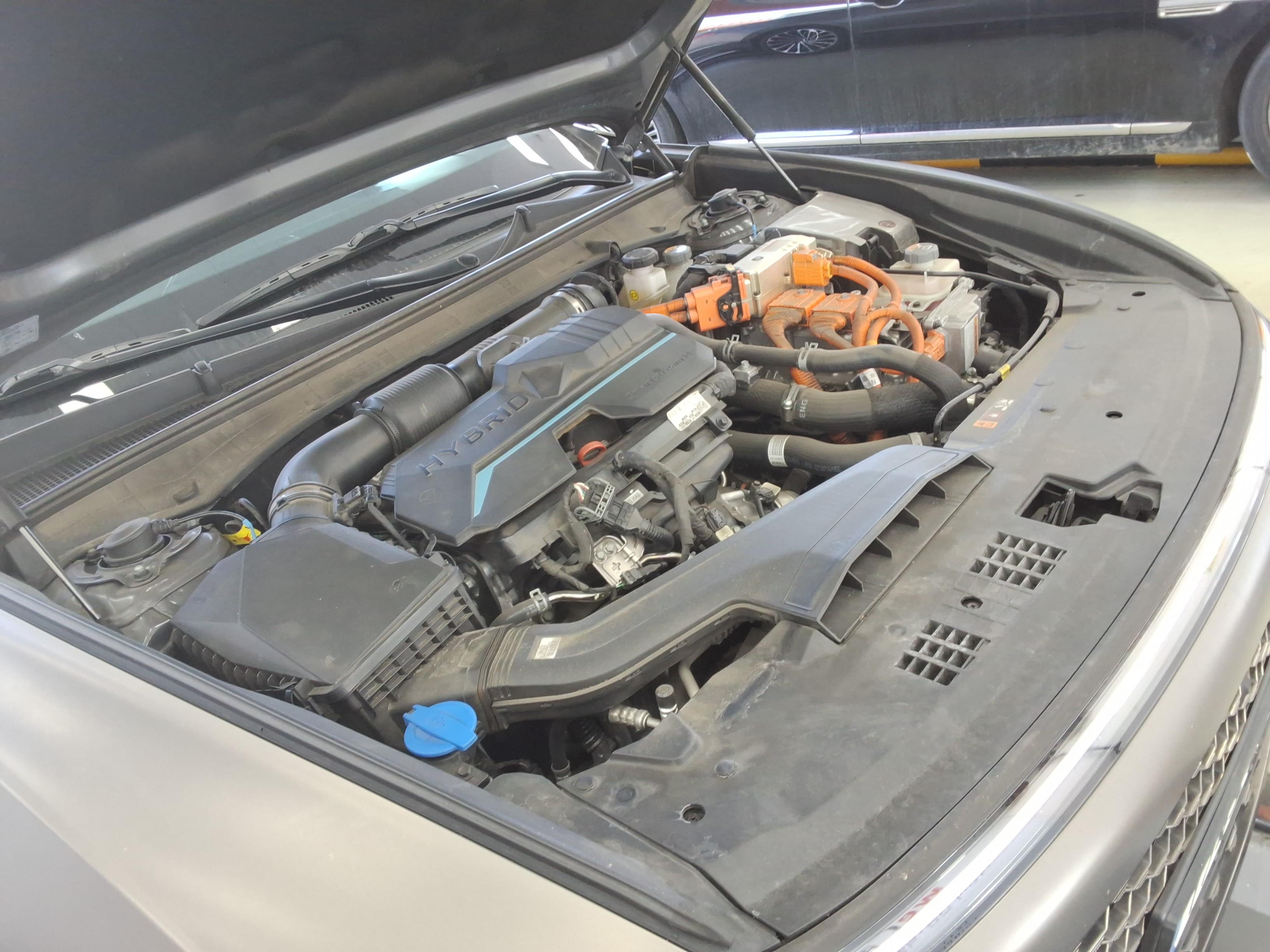 هيونداي أزيرا