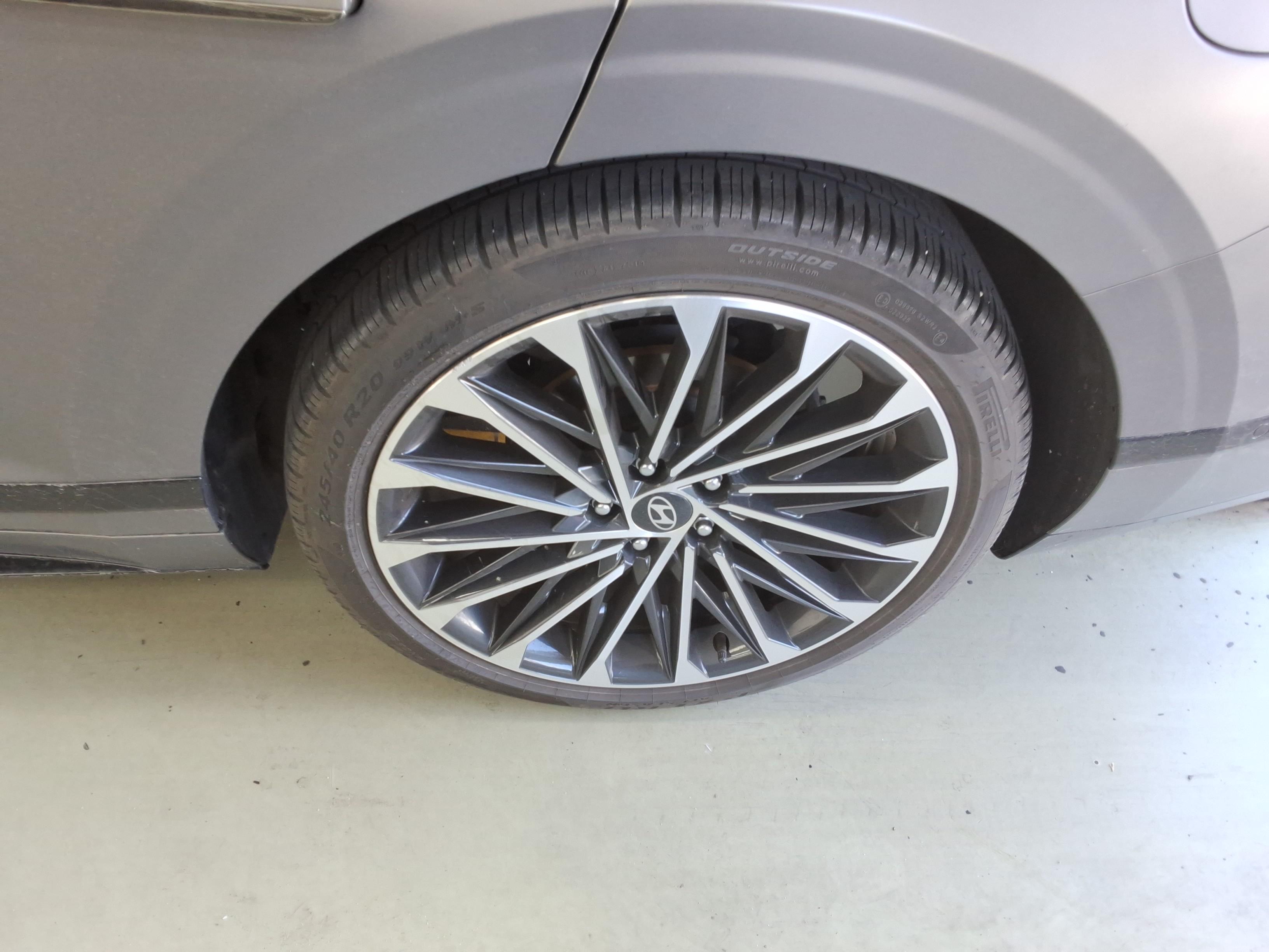 هيونداي أزيرا