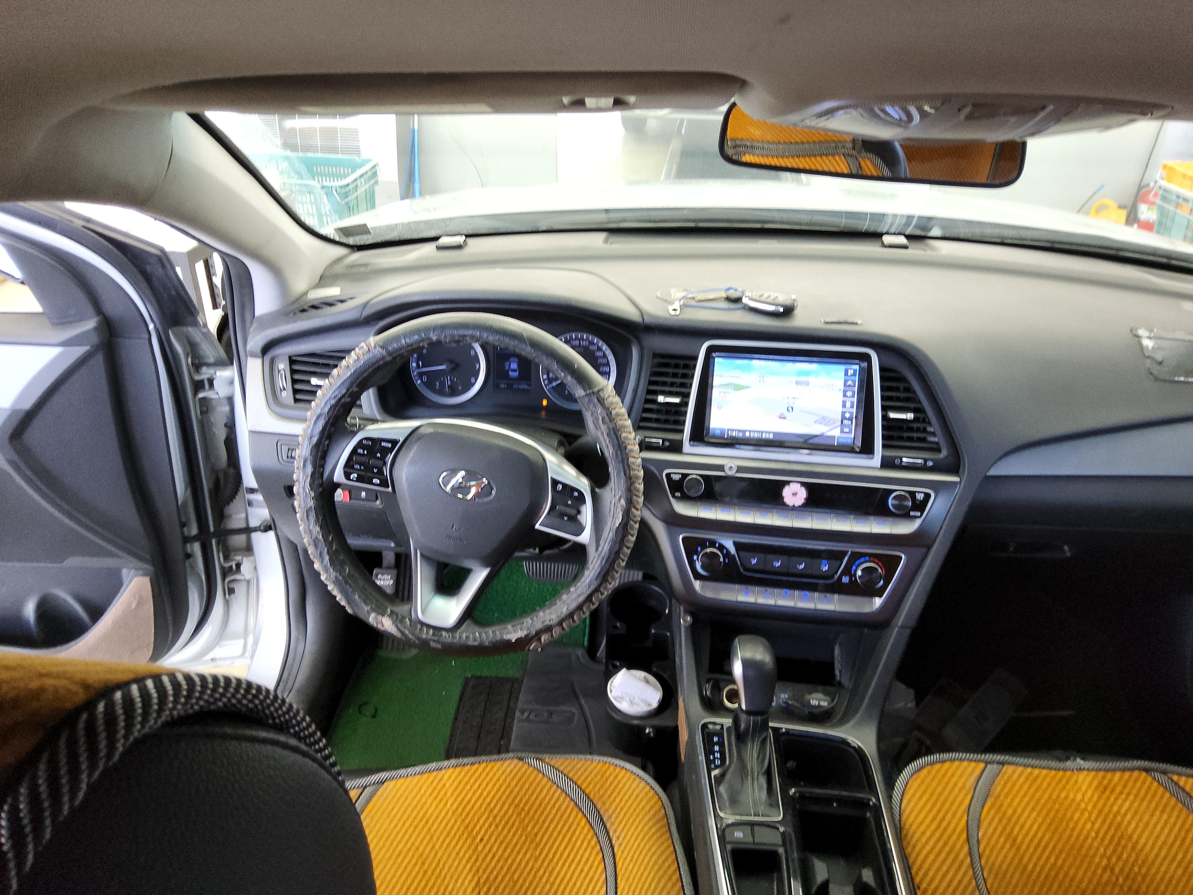 Hyundai Sonata 2020 - Image 10