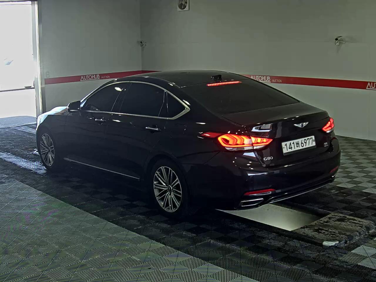 Genesis G80 - 5