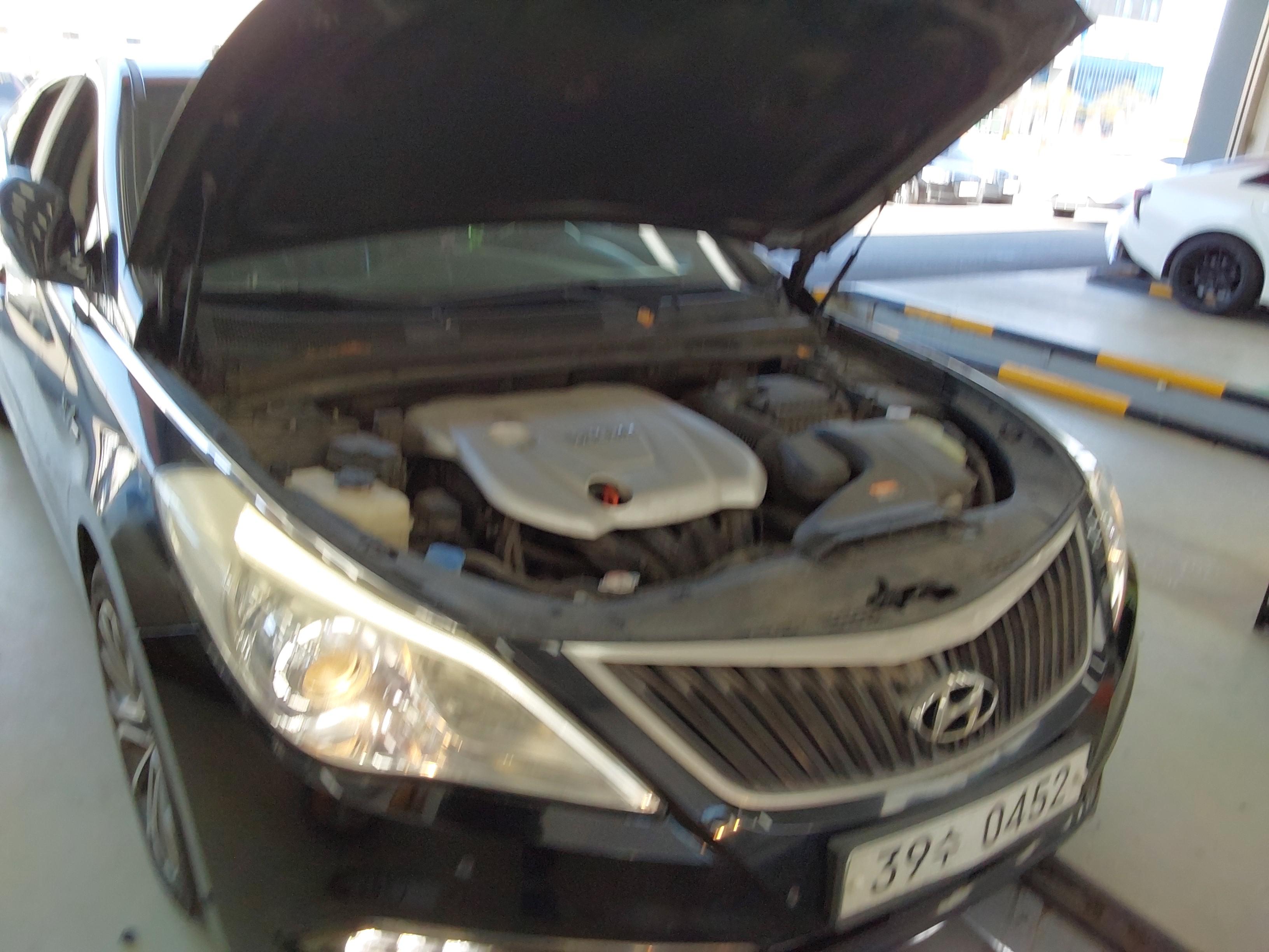Hyundai Grandeur - 17