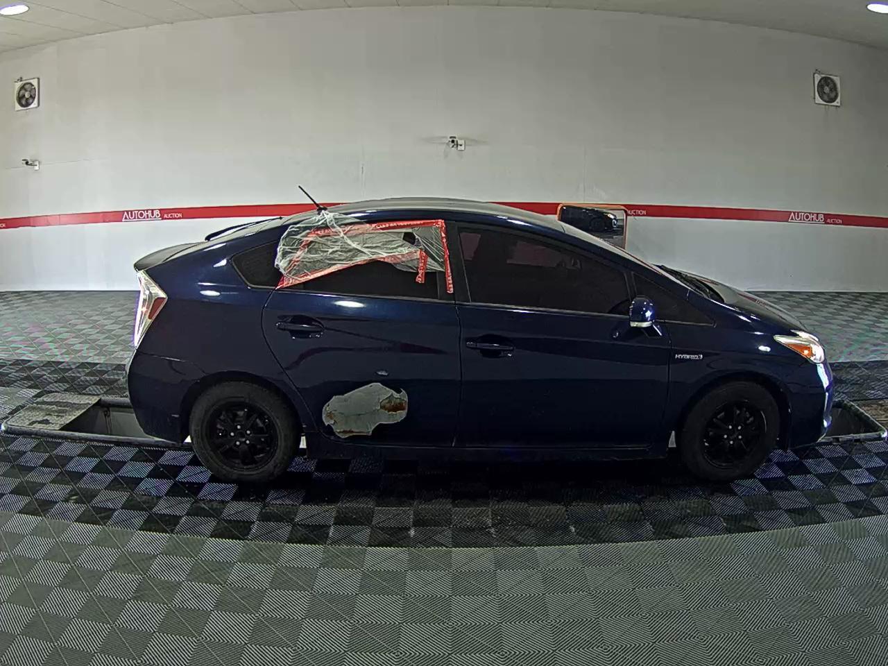 Toyota Prius - 3