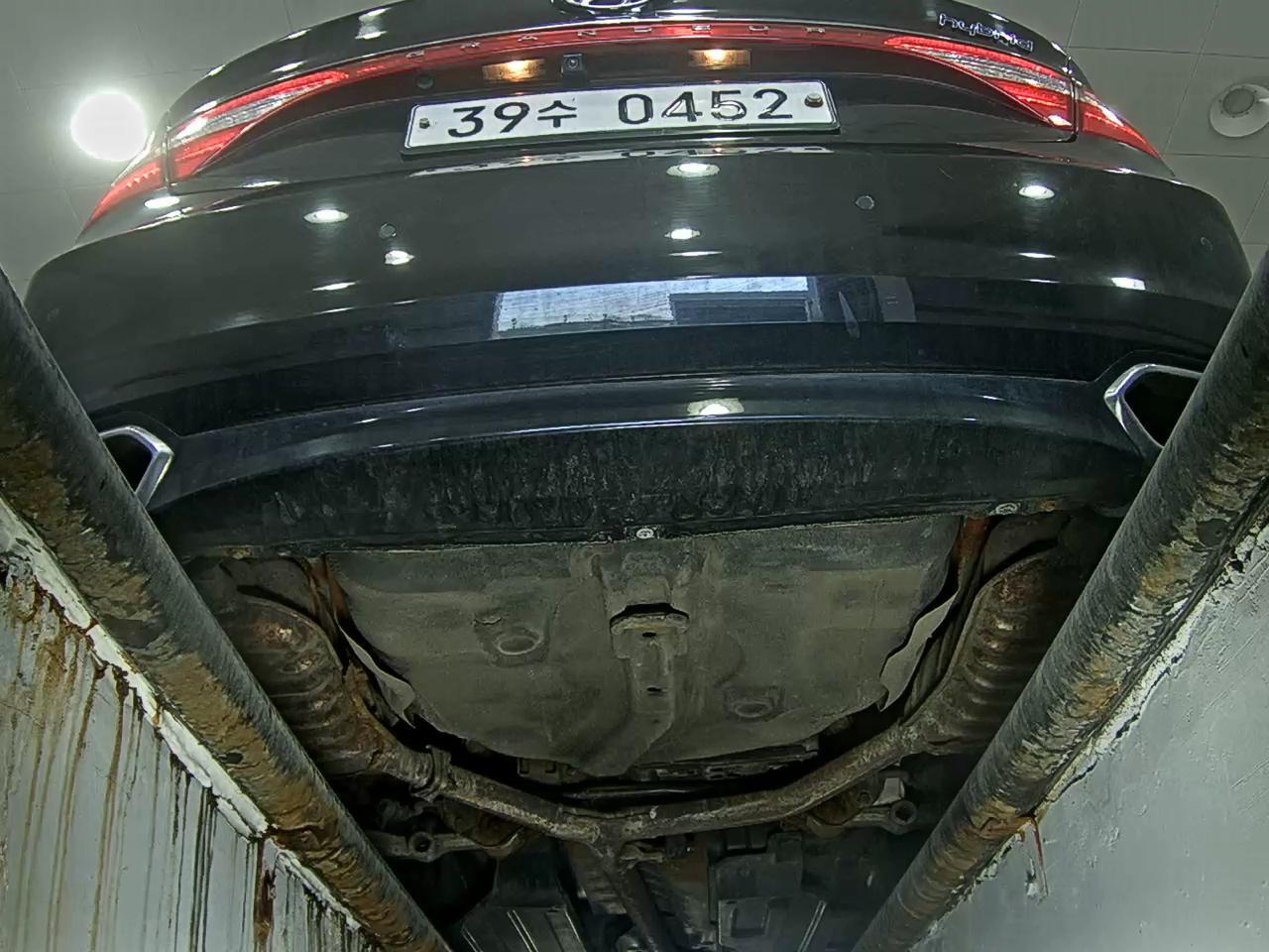 Hyundai Grandeur - 8